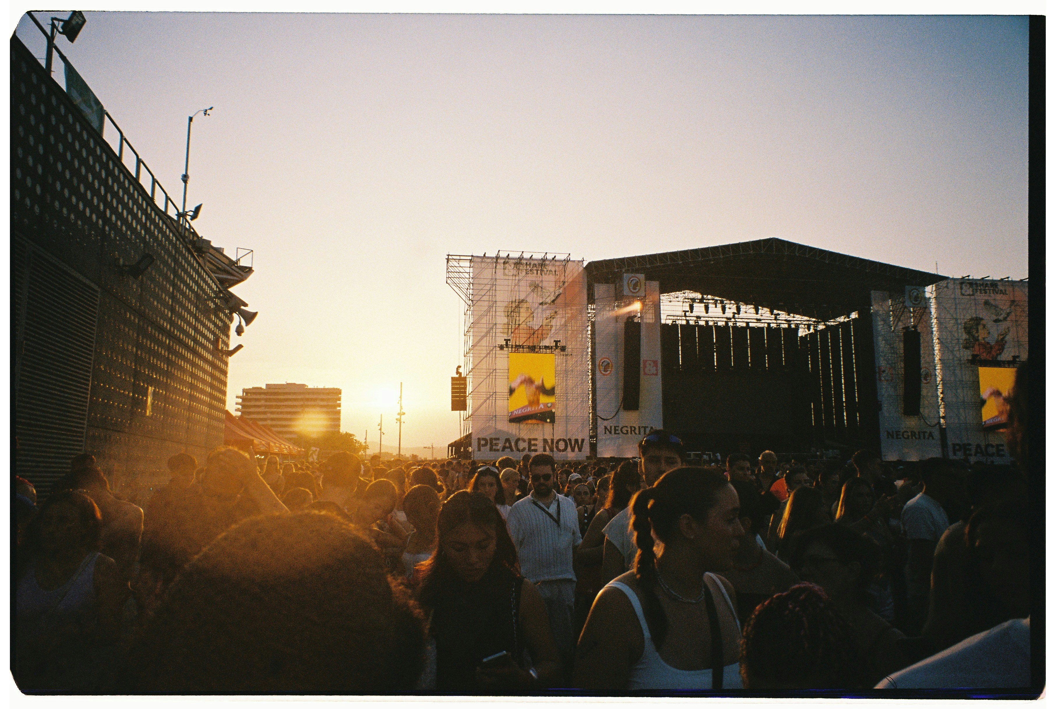 Equipamentos para Construção: O Manual Completo dos Ganhos da Locação Versus Investimento
