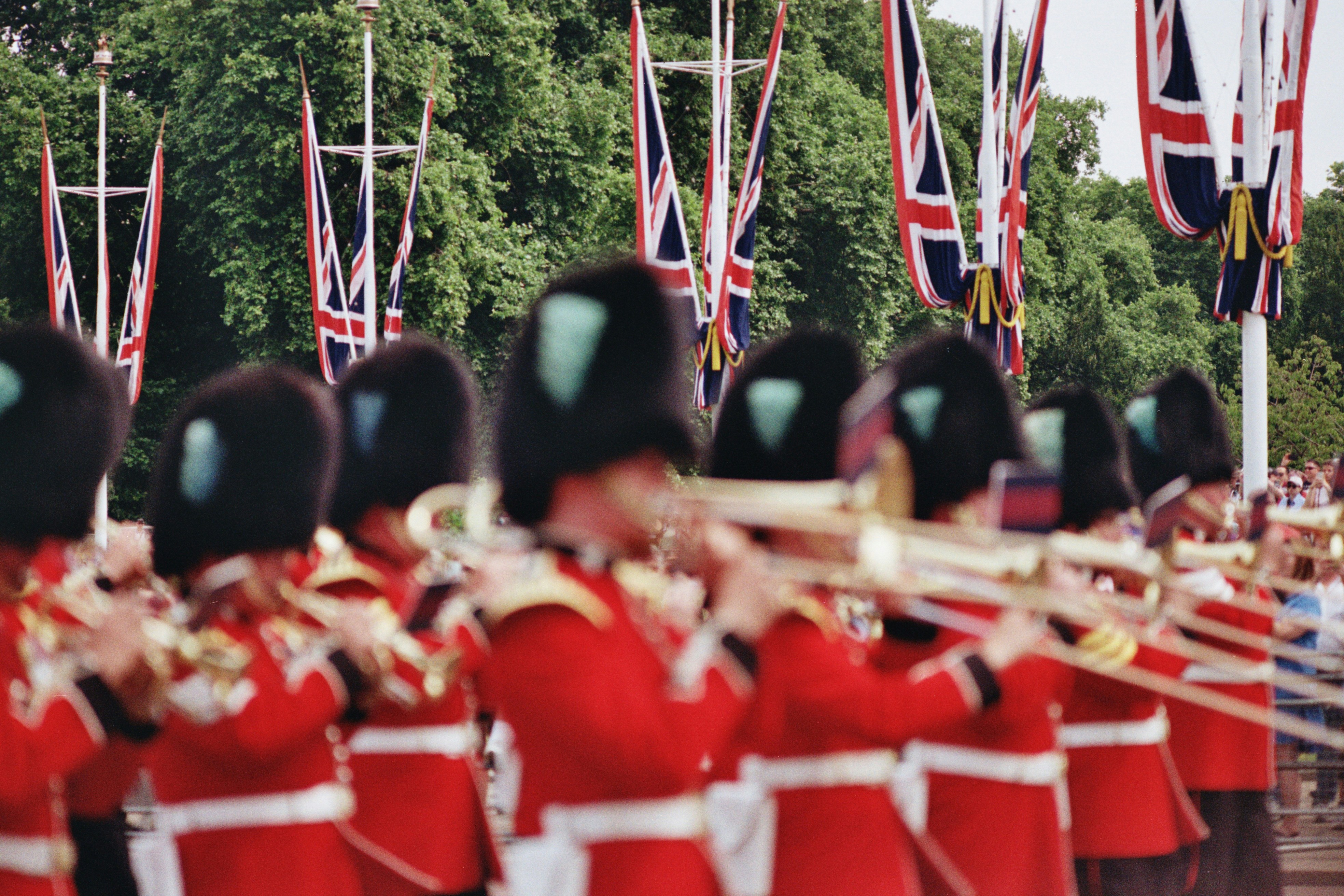 An Overview Of LASIK Eye Treatment: Benefits, Dangers & What You Must Anticipate