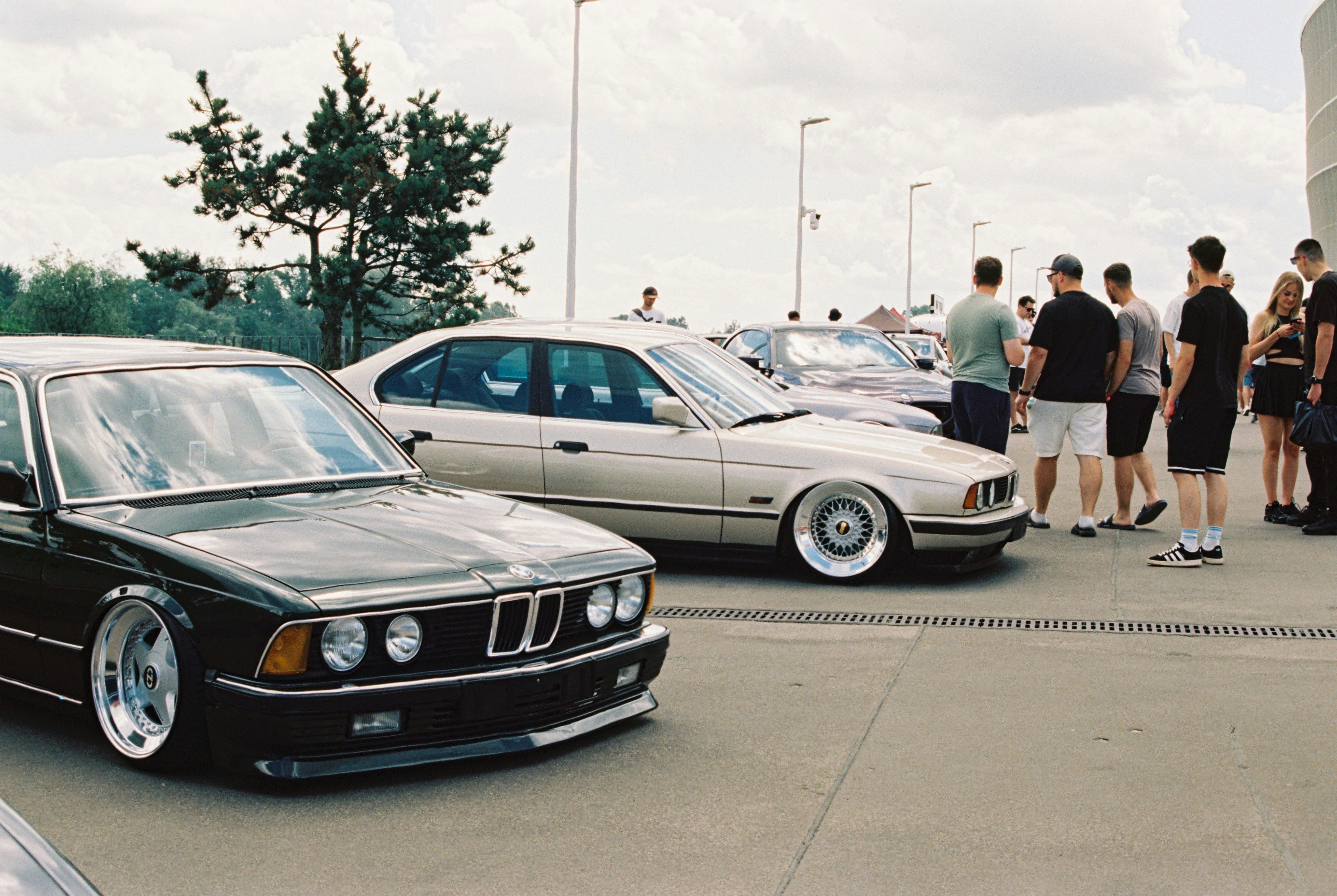 Photo by tsimur_asayonak