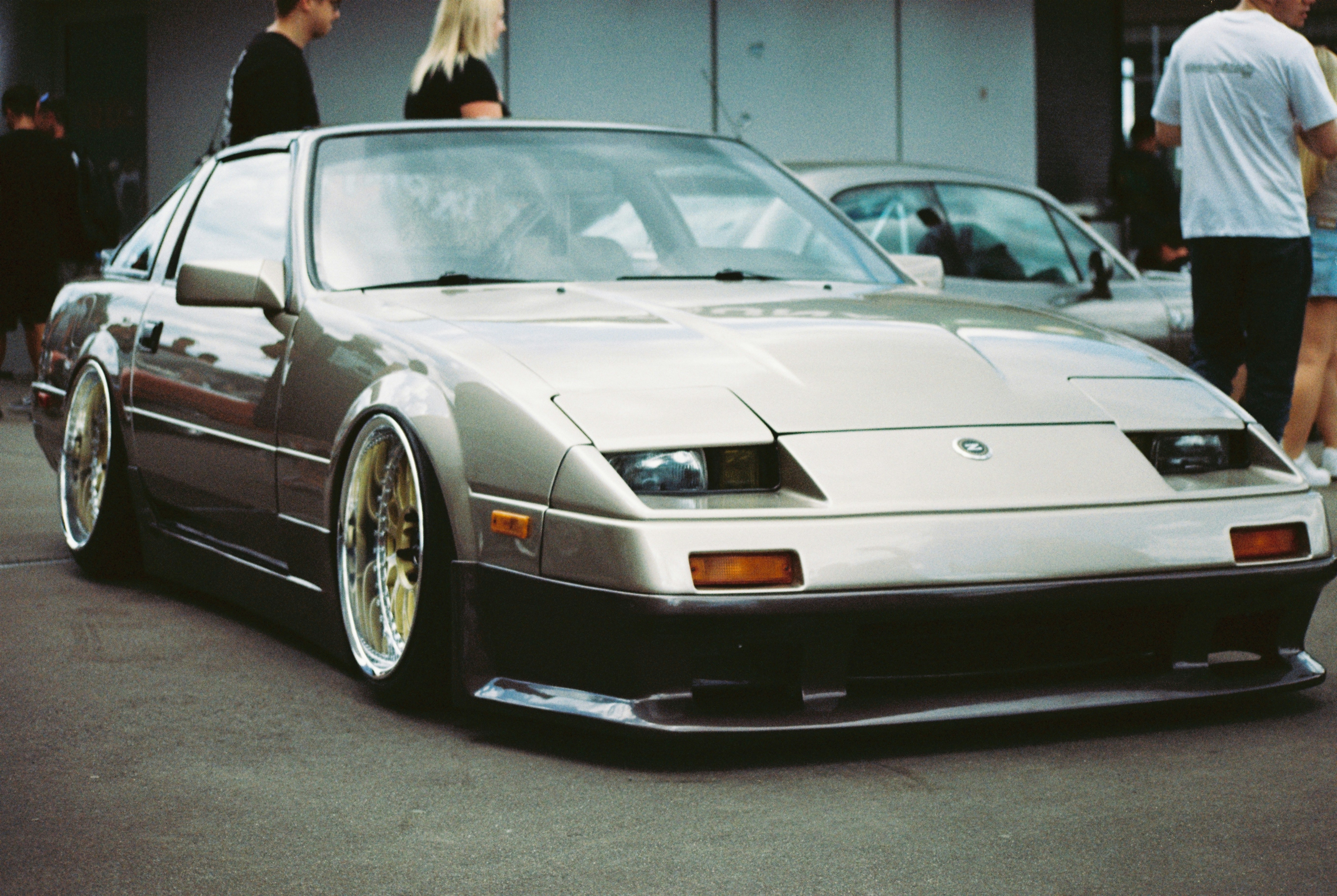 Photo by tsimur_asayonak