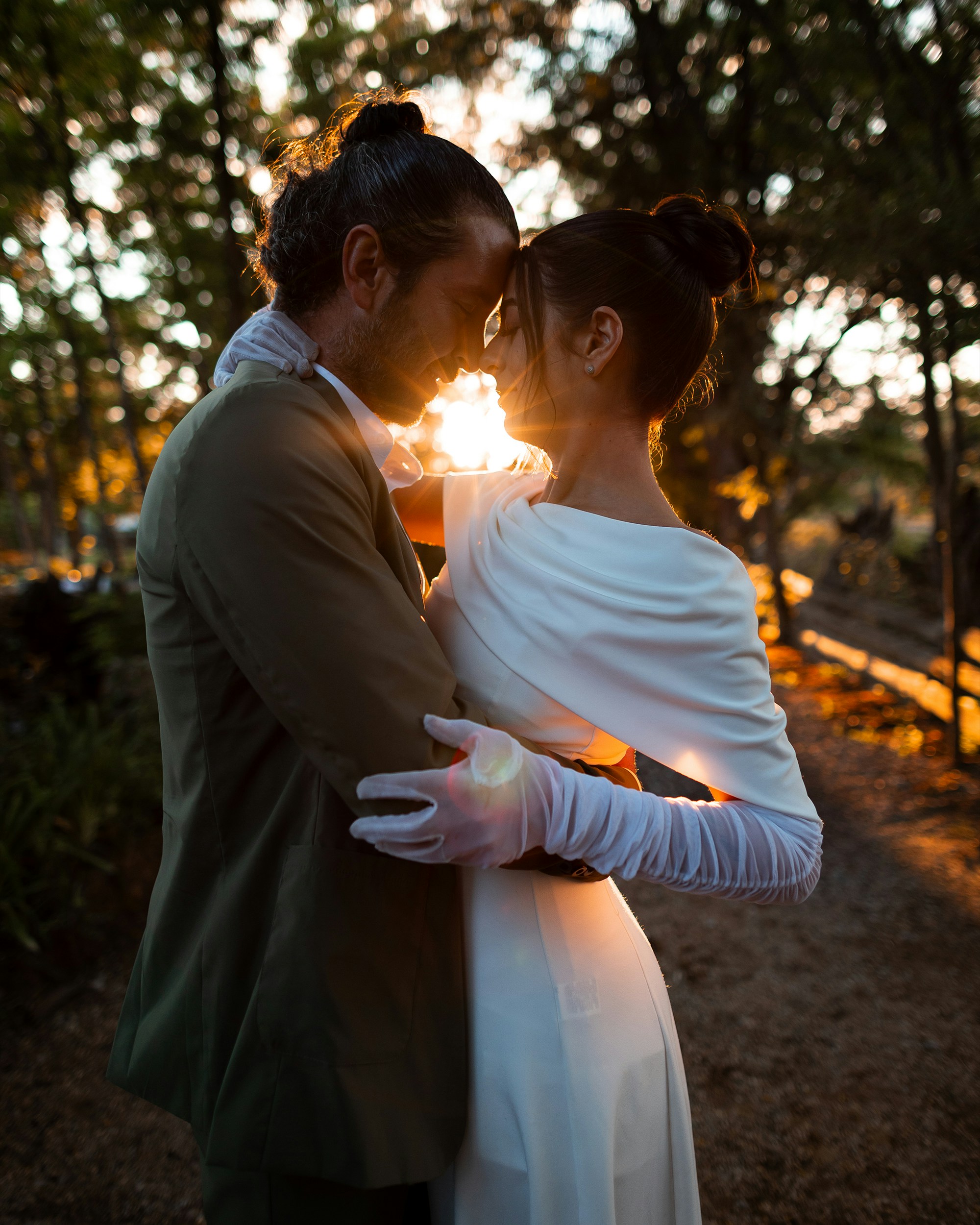 Sunrise wedding light, ilustrasi artikel Say 