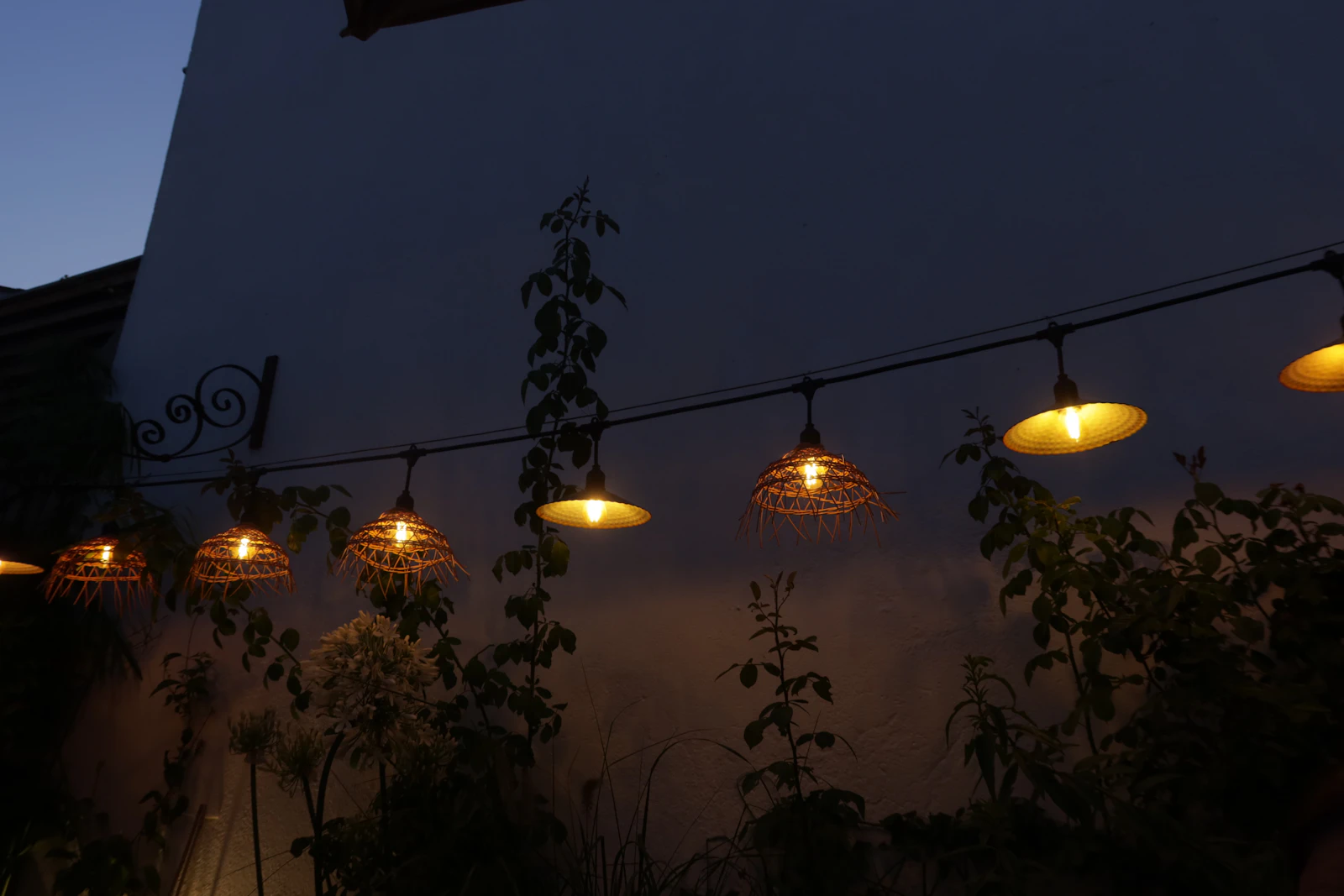 Illuminazione Terrazzo, Balcone e Giardino: la Guida agli Spazi Esterni