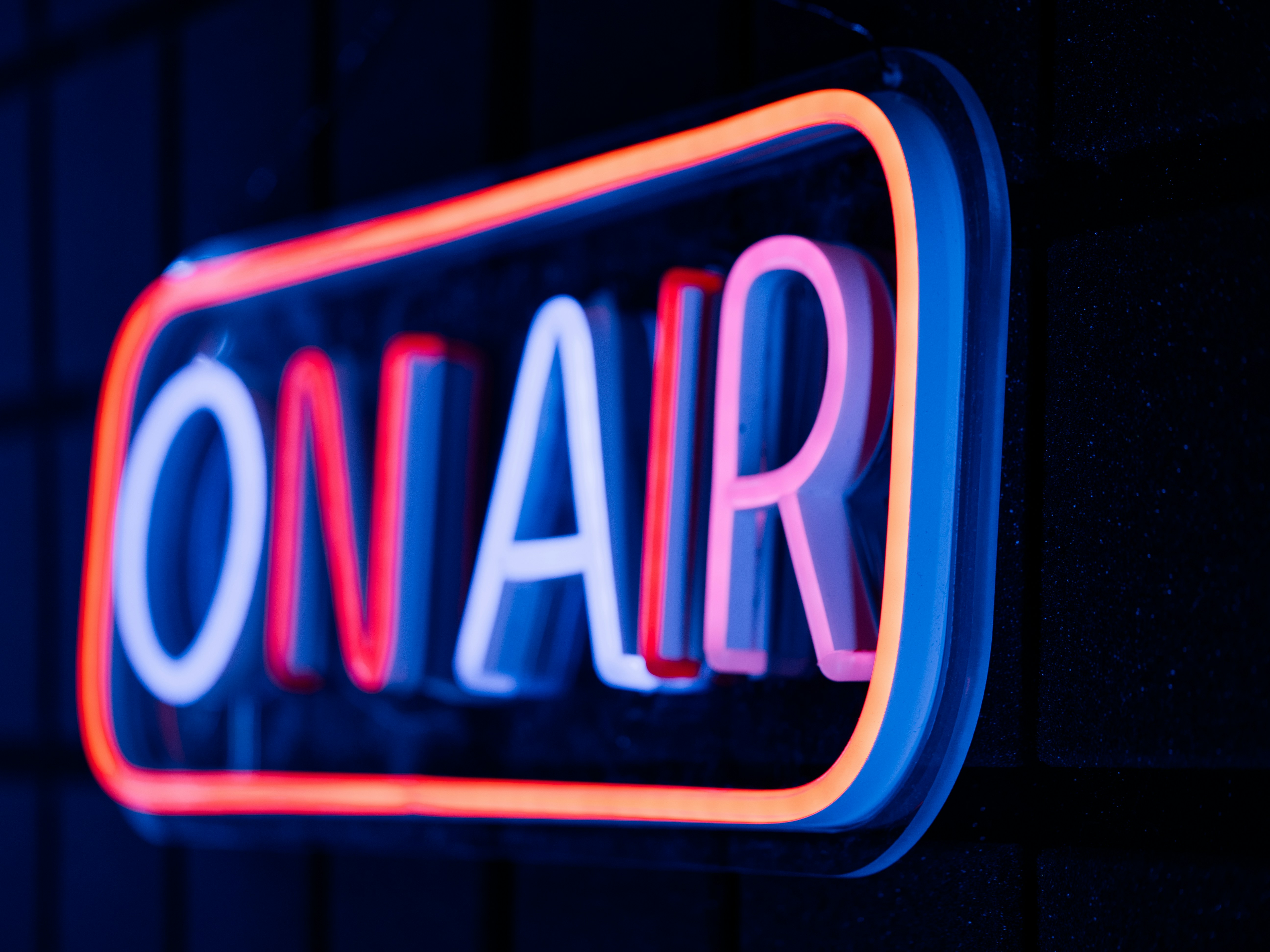Neon 'on air' sign