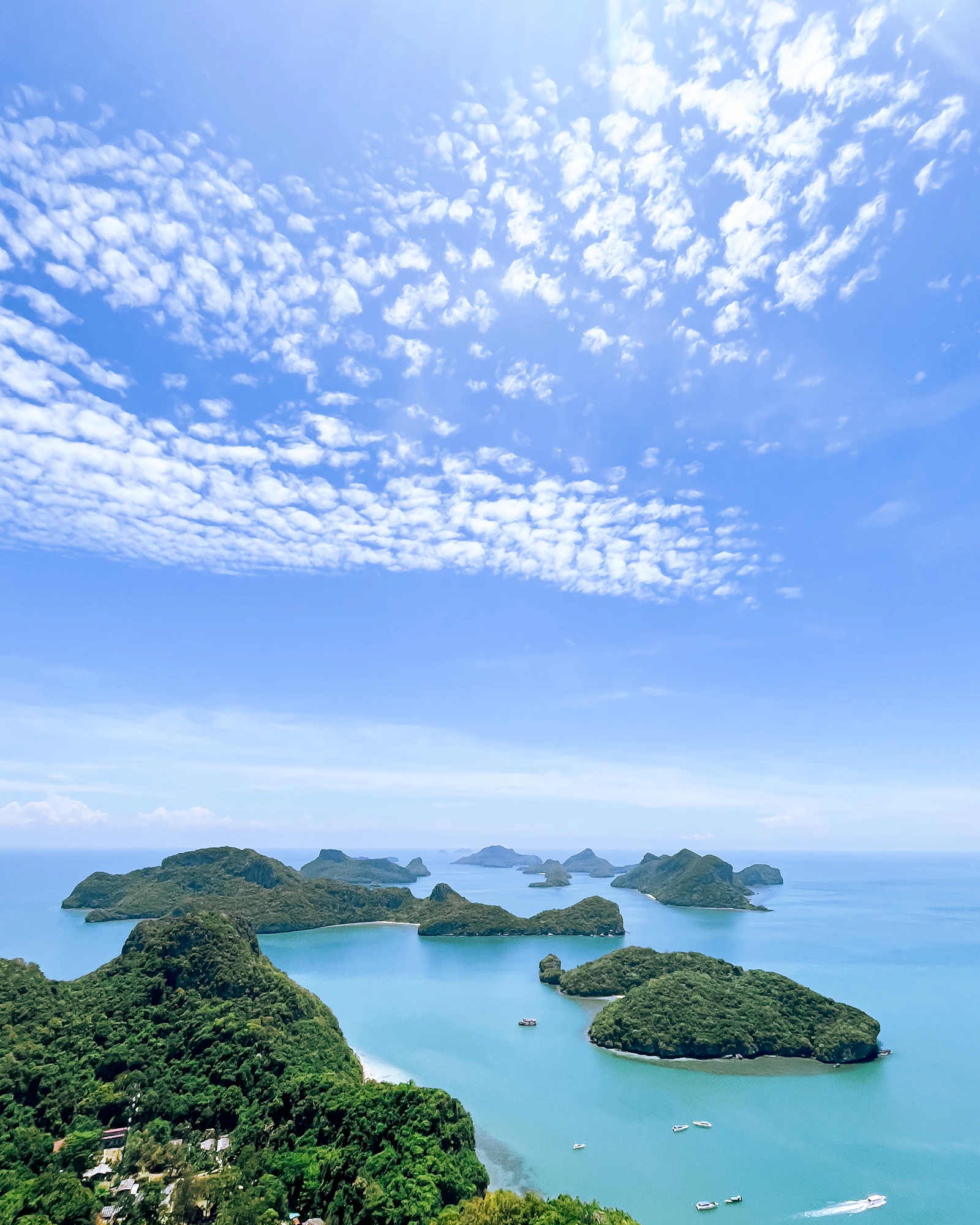 Emerald lagoon and limestone islands of Ang Thong Marine Park