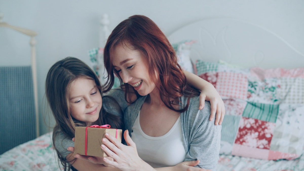 How Can Kids Make a Special Food Gift for Mother's Day?