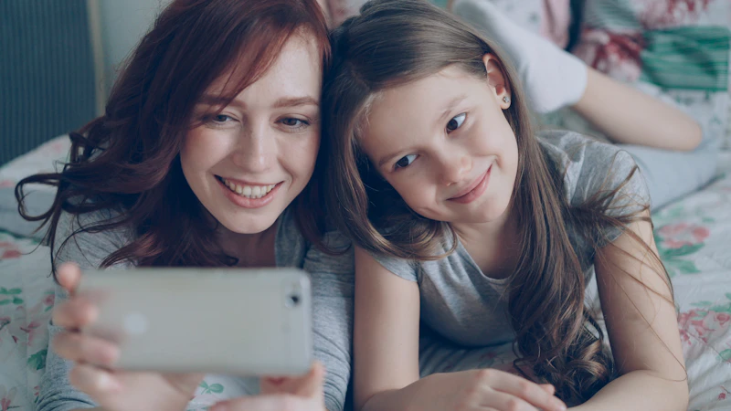 Digital Neglect: How Parental Phone Distraction Seeds Lifelong Insecurity in Teenagers