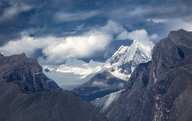 Alpamayo summit pyramid