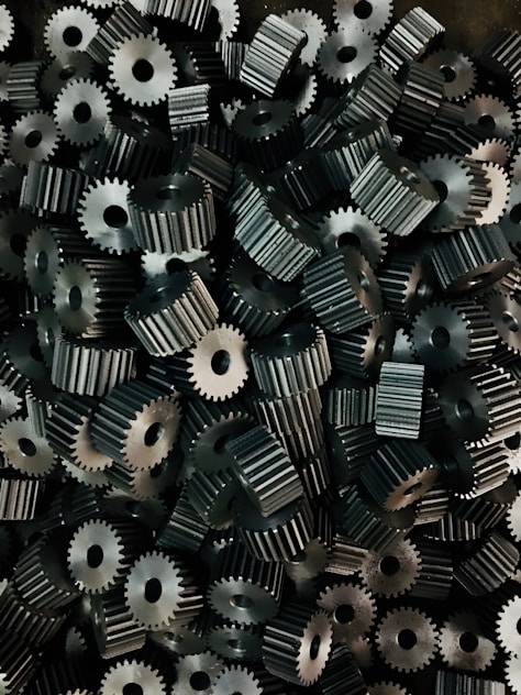 A pile of metal gears is shown.