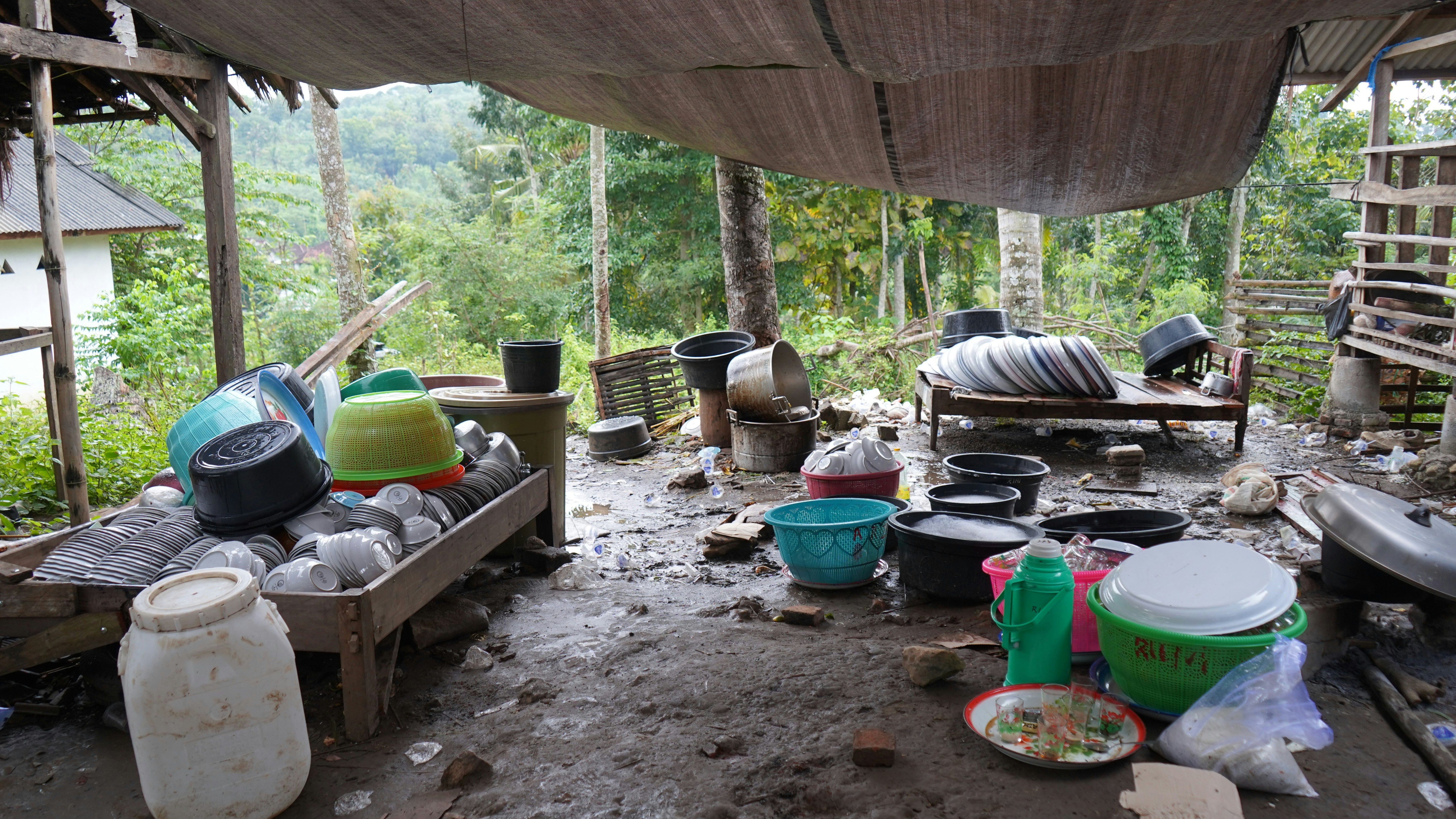 Outdoor kitchen setup for Sasak wedding feast