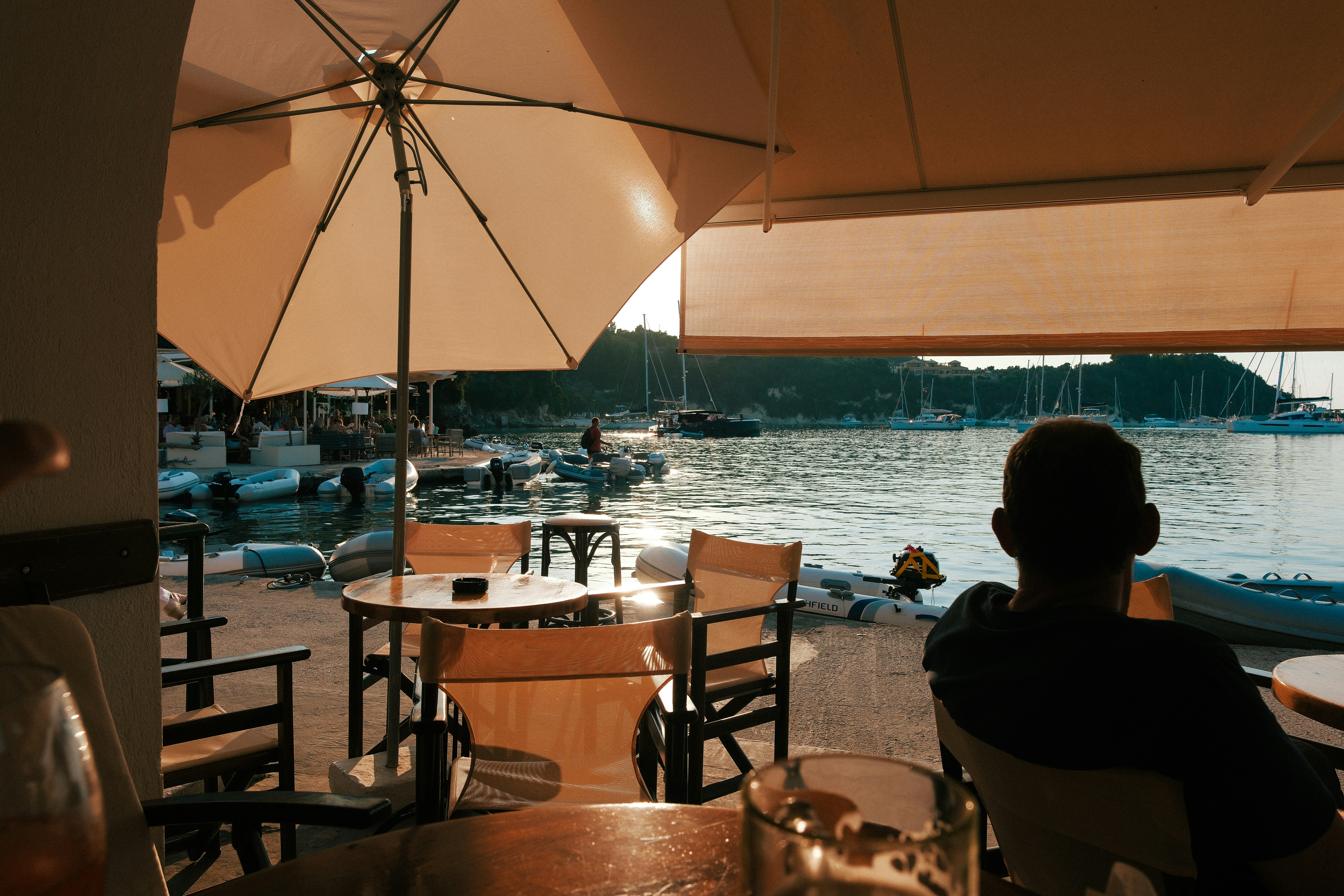 Breathe A Lot More Easily While Facing The Challenges Of Rheumatoid Arthritis; Reveal Vital Methods For Symptom Monitoring And Reclaim Control Of Your Life