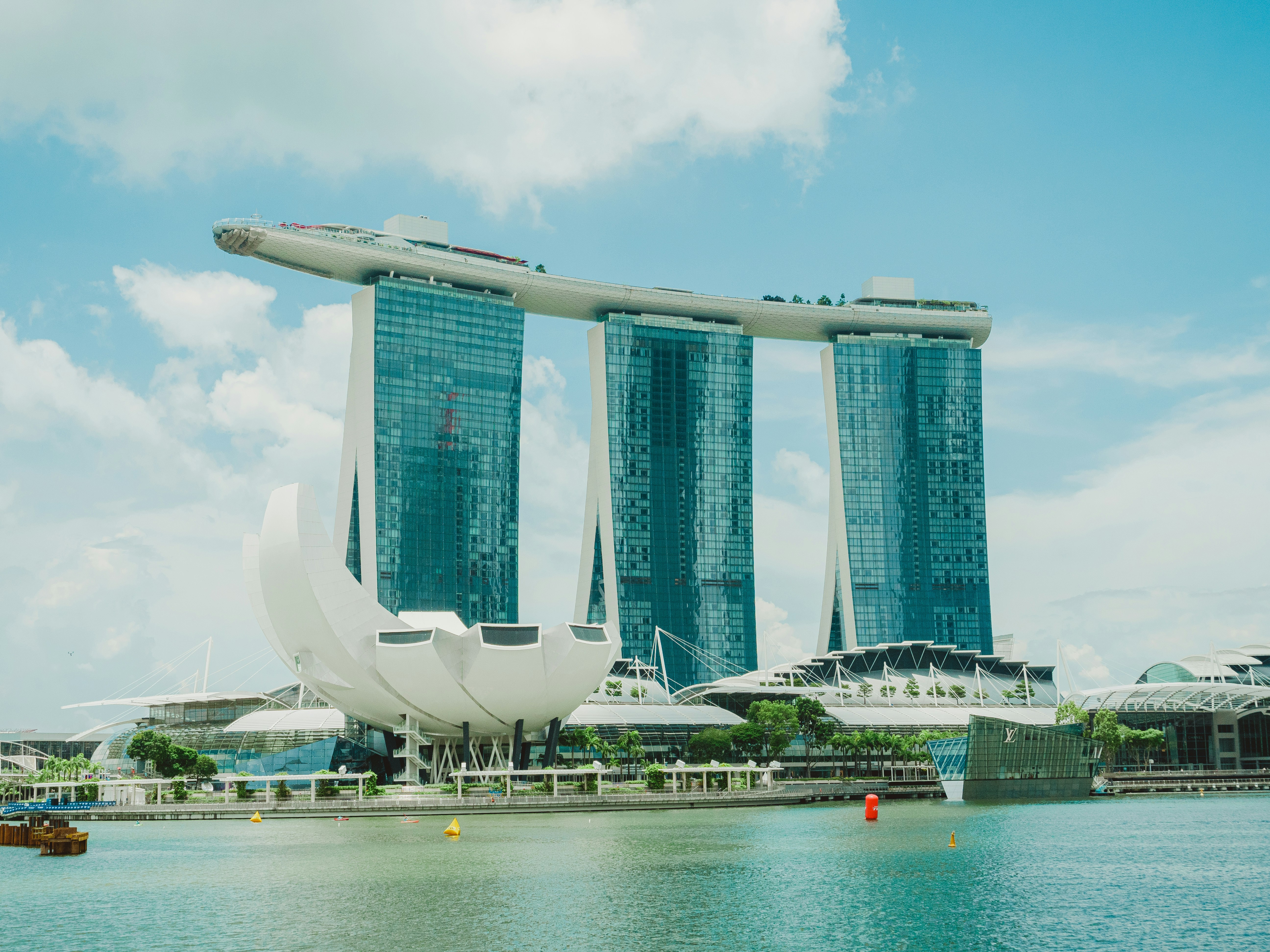 The iconic marina bay sands in singapore.