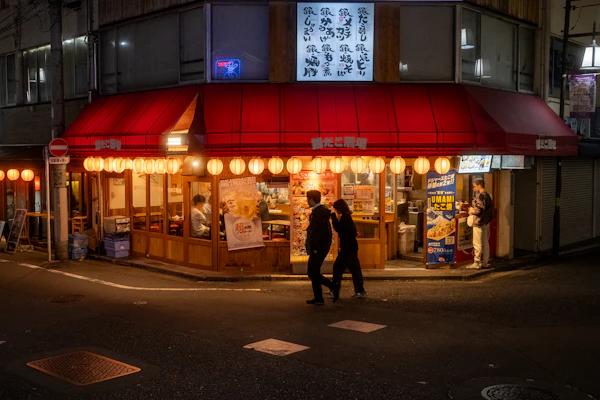 夜の店構え