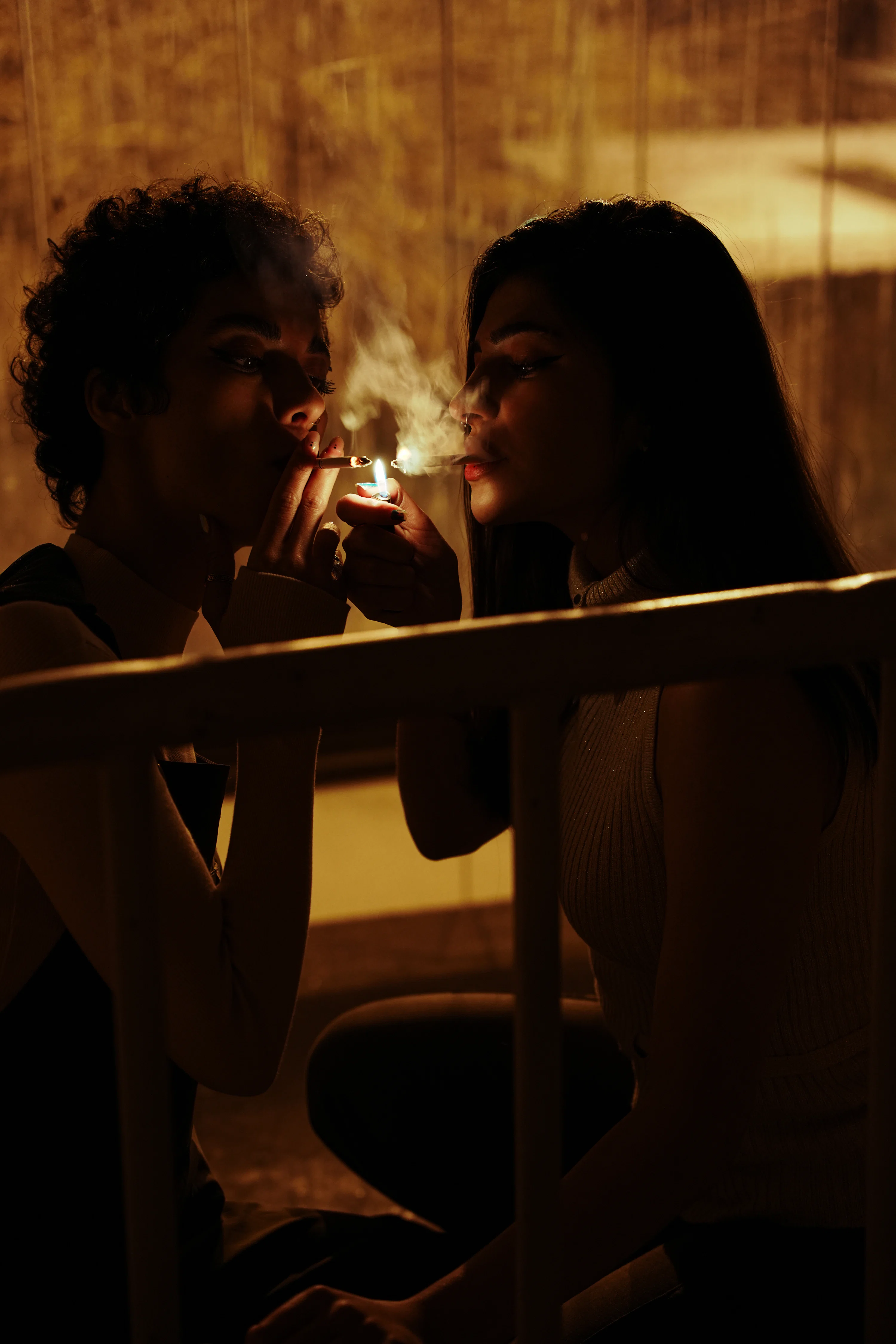 can you light a cigarette with another cigarette Still learning to cigarettes I guess : r/Cigarettes 9,068 Light A Cigarette Without
