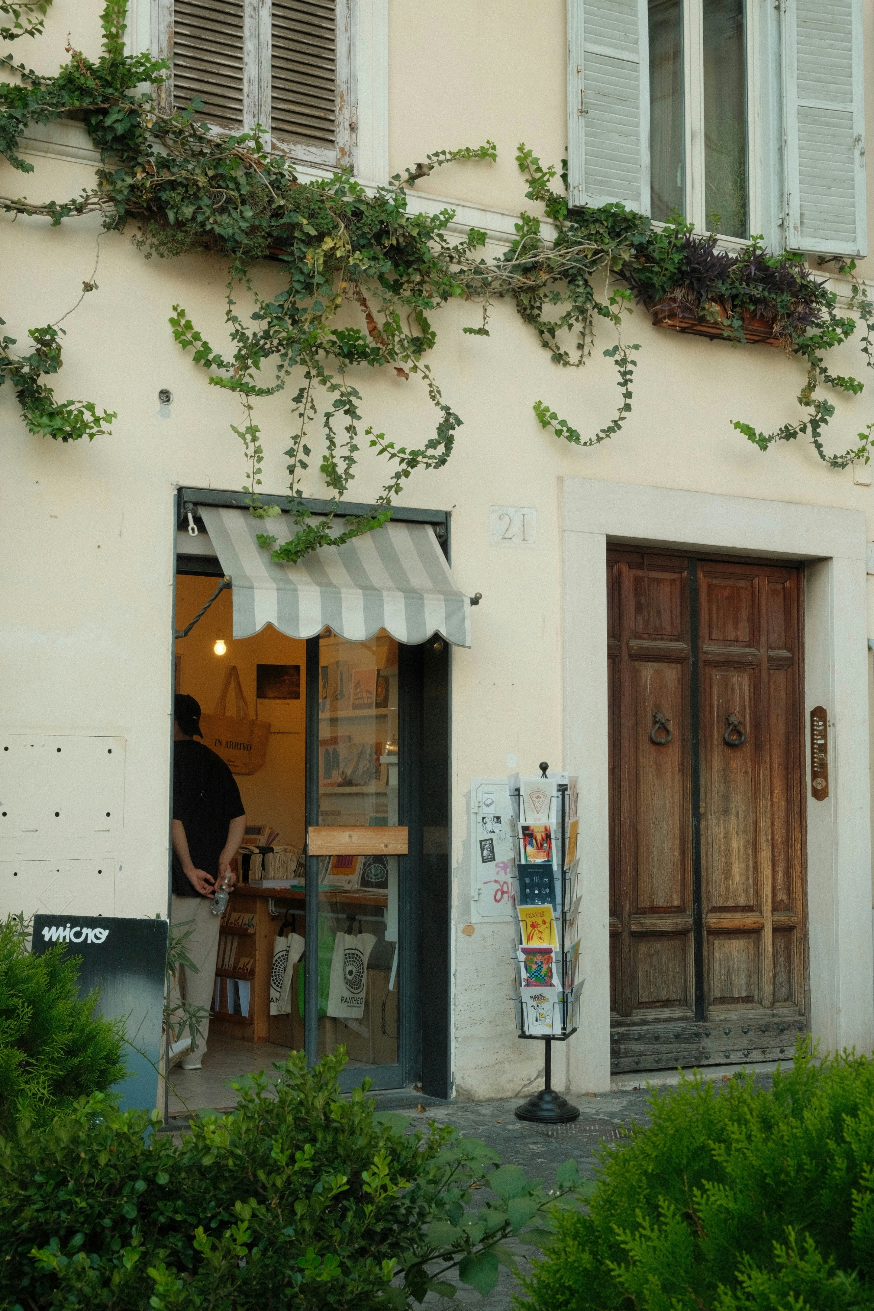 Photo by sarahabilova