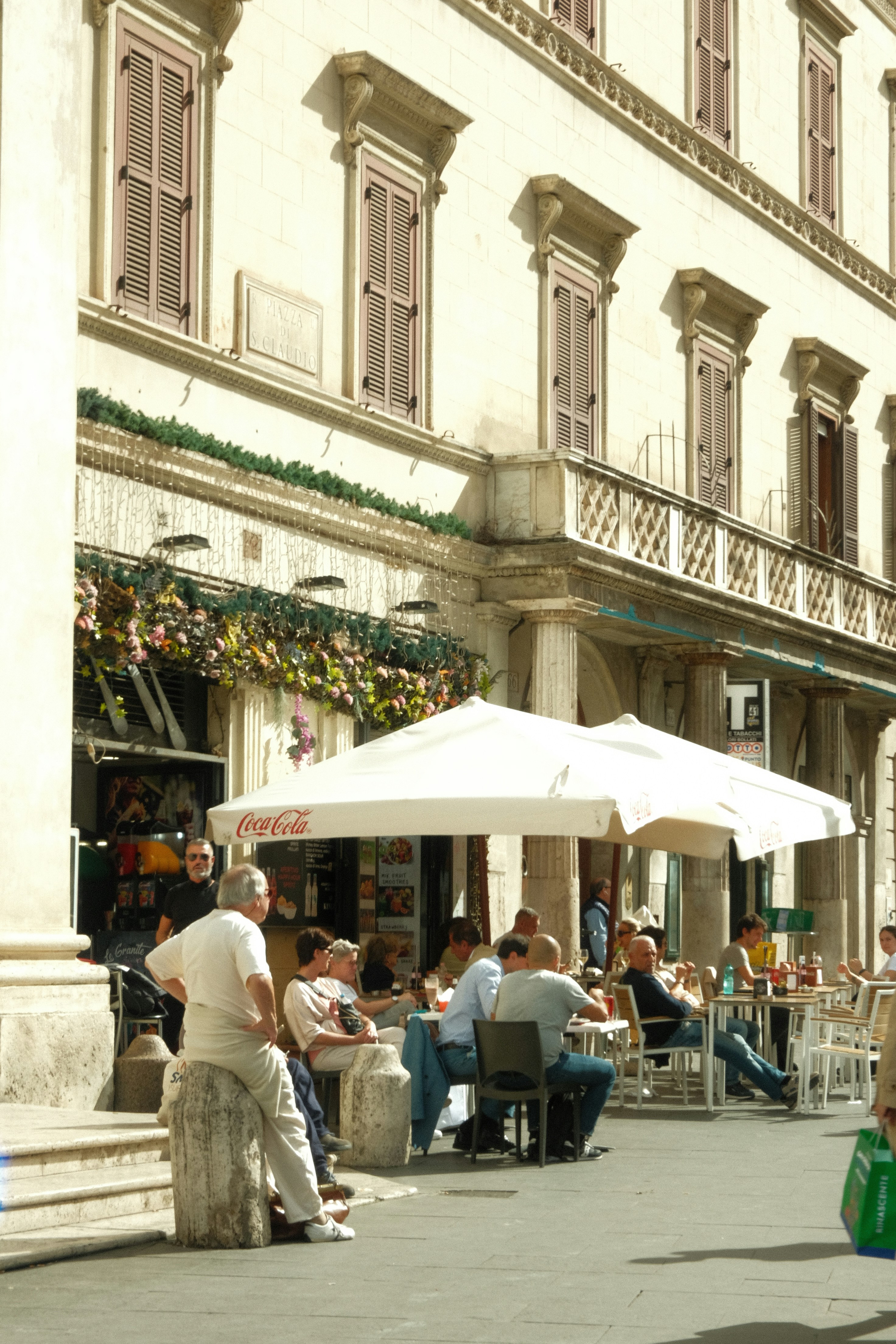 Photo by sarahabilova