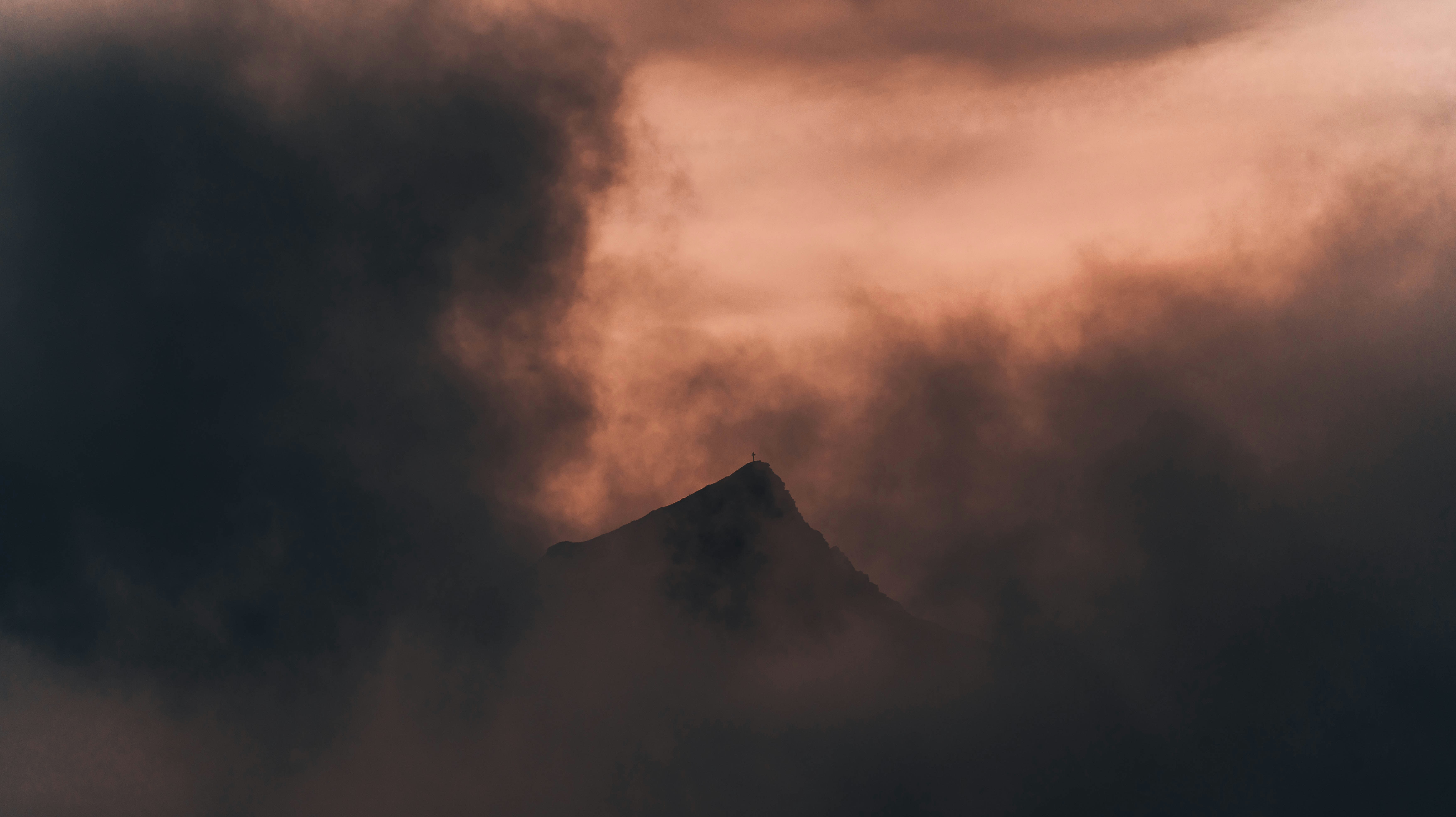 Photo by jonasdegener