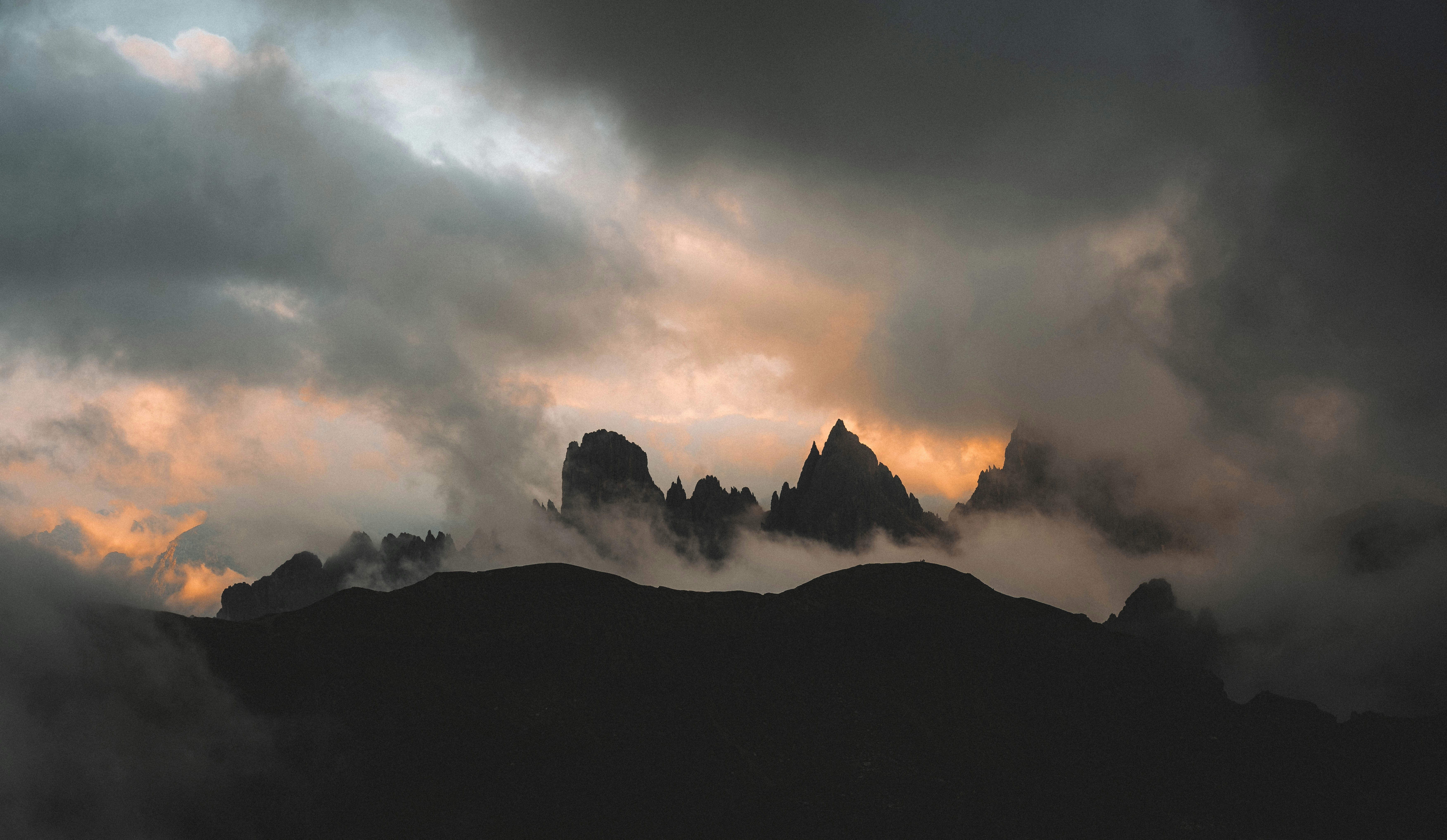 Photo by jonasdegener