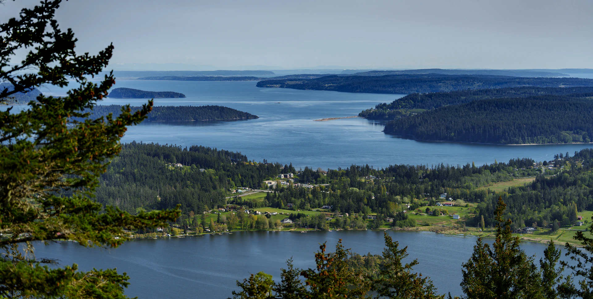A scenic view of the ocean and islands.