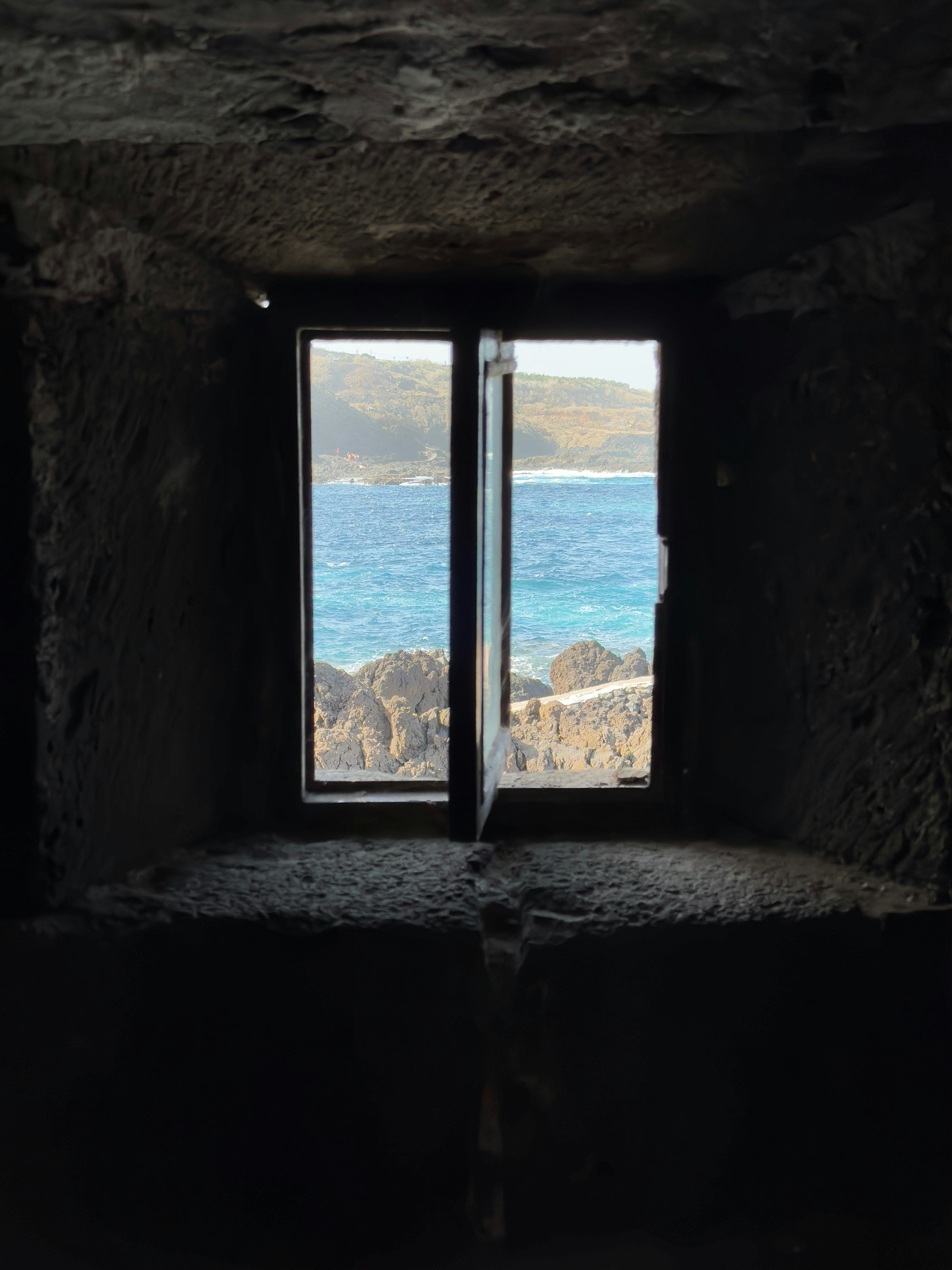 Photo by pariakarimi