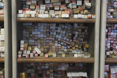 HAS Pakistan branch — industrial bearing shelves