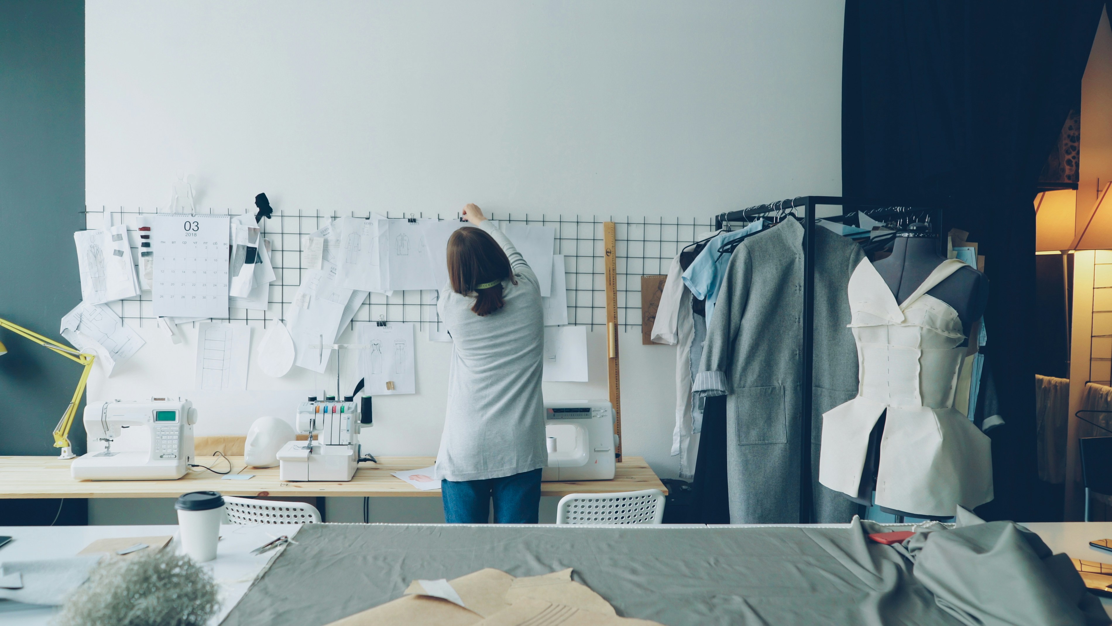 12 Plus-Size Workwear for Building Confidence at Work