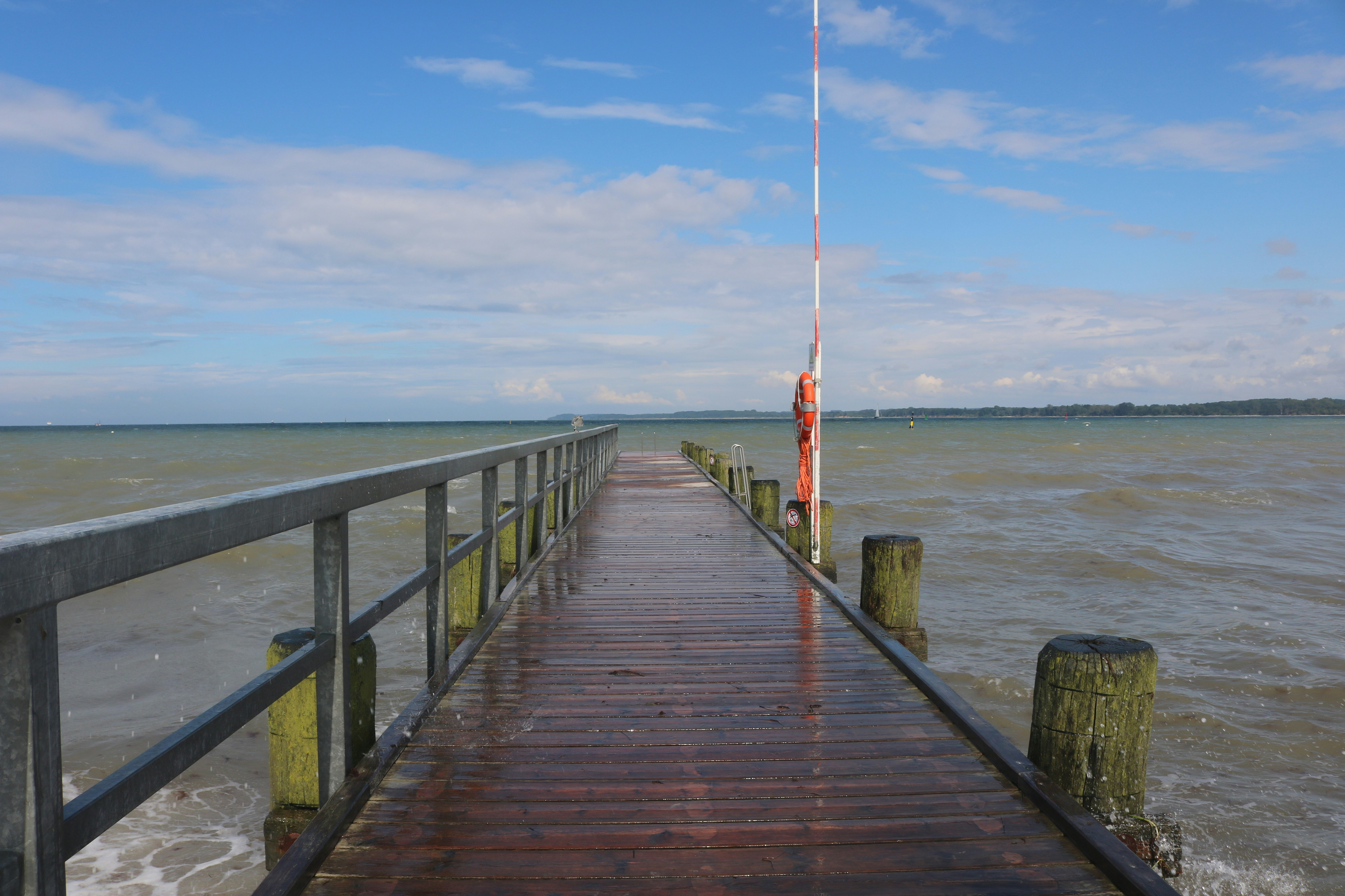 Photo by hannahruthemeyer