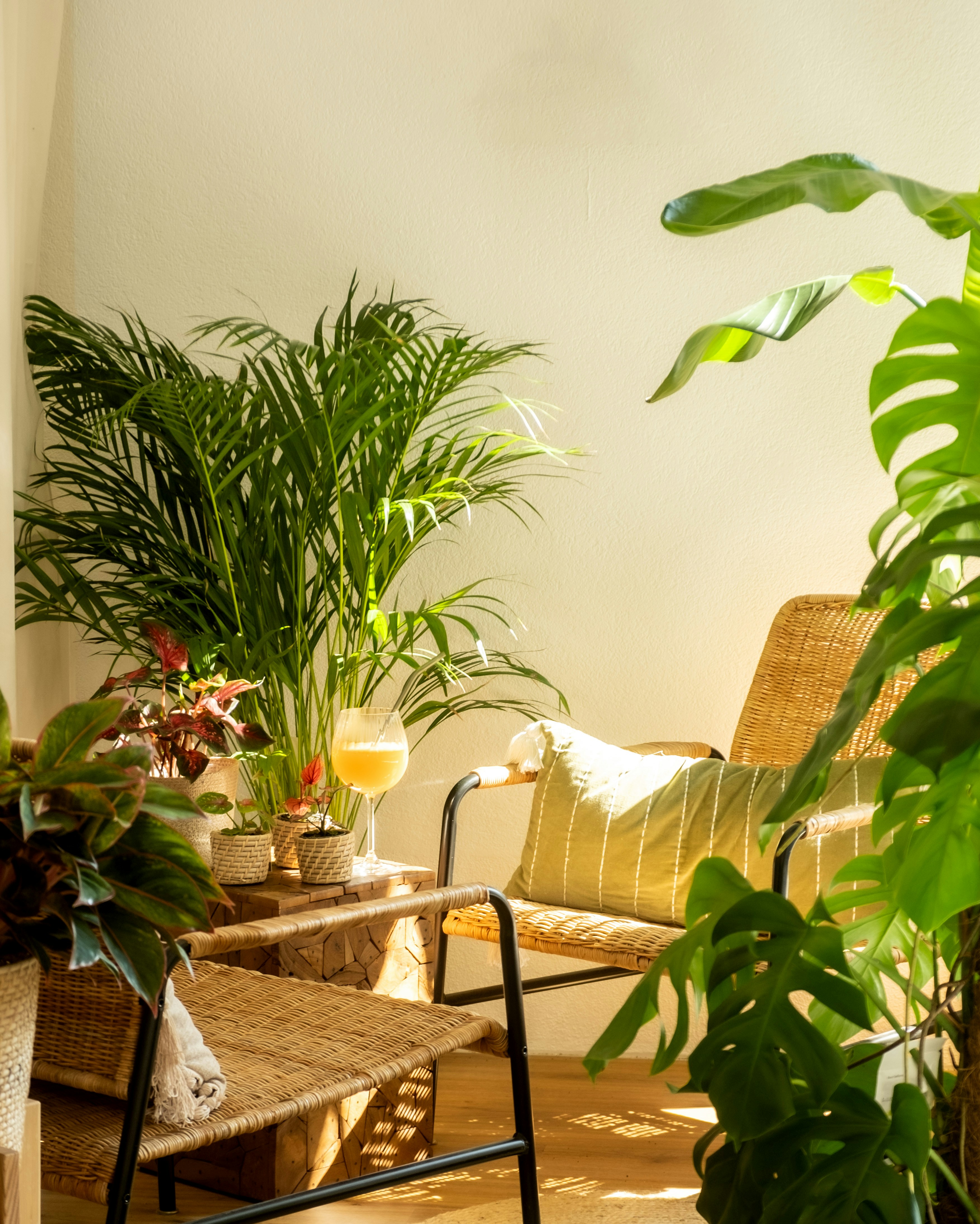 5 Seasonal Decorating Ideas to Bring the Outdoors Inside