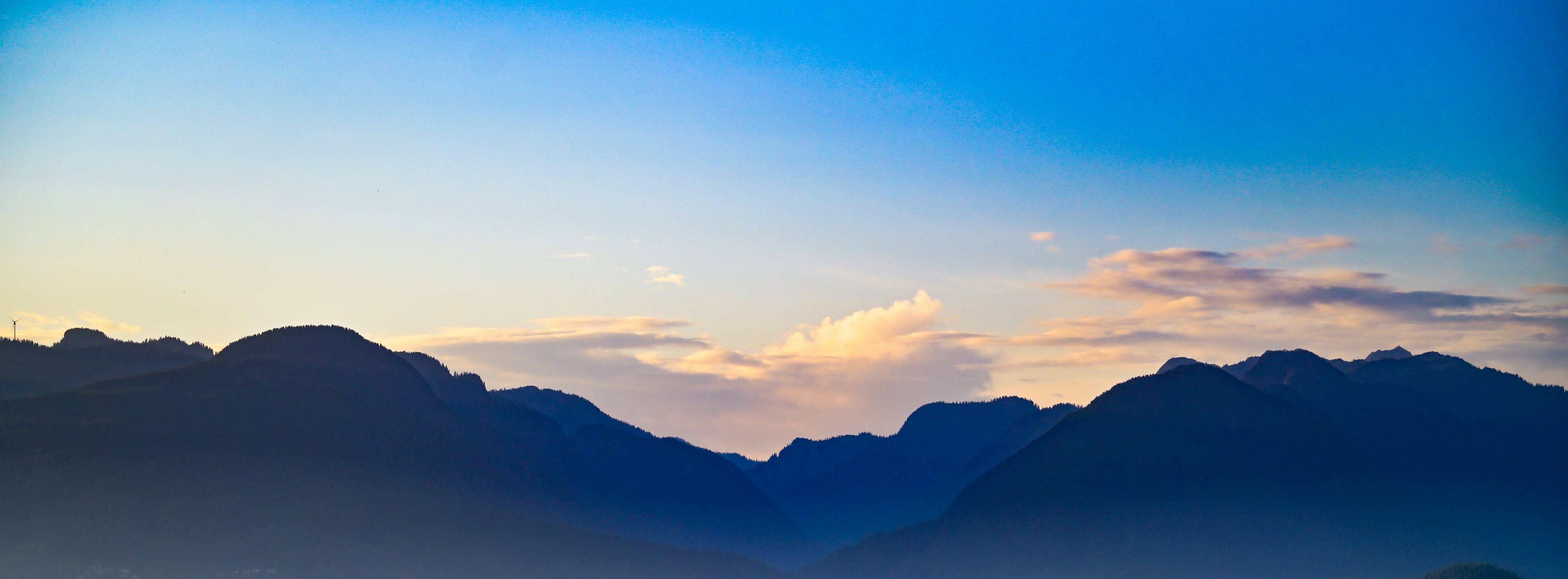 Photo by jonathankslim