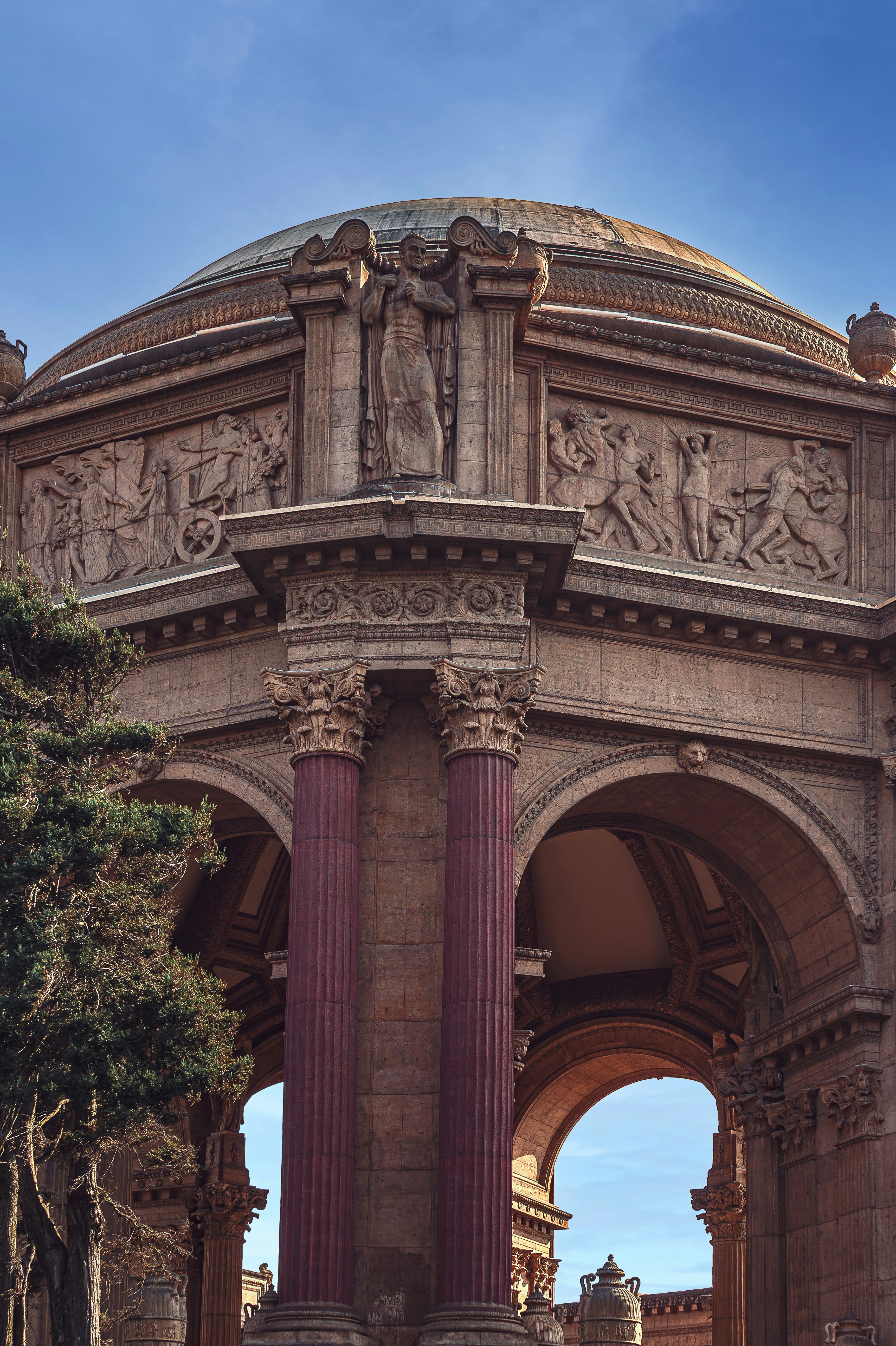 The palace of fine arts looks beautiful.