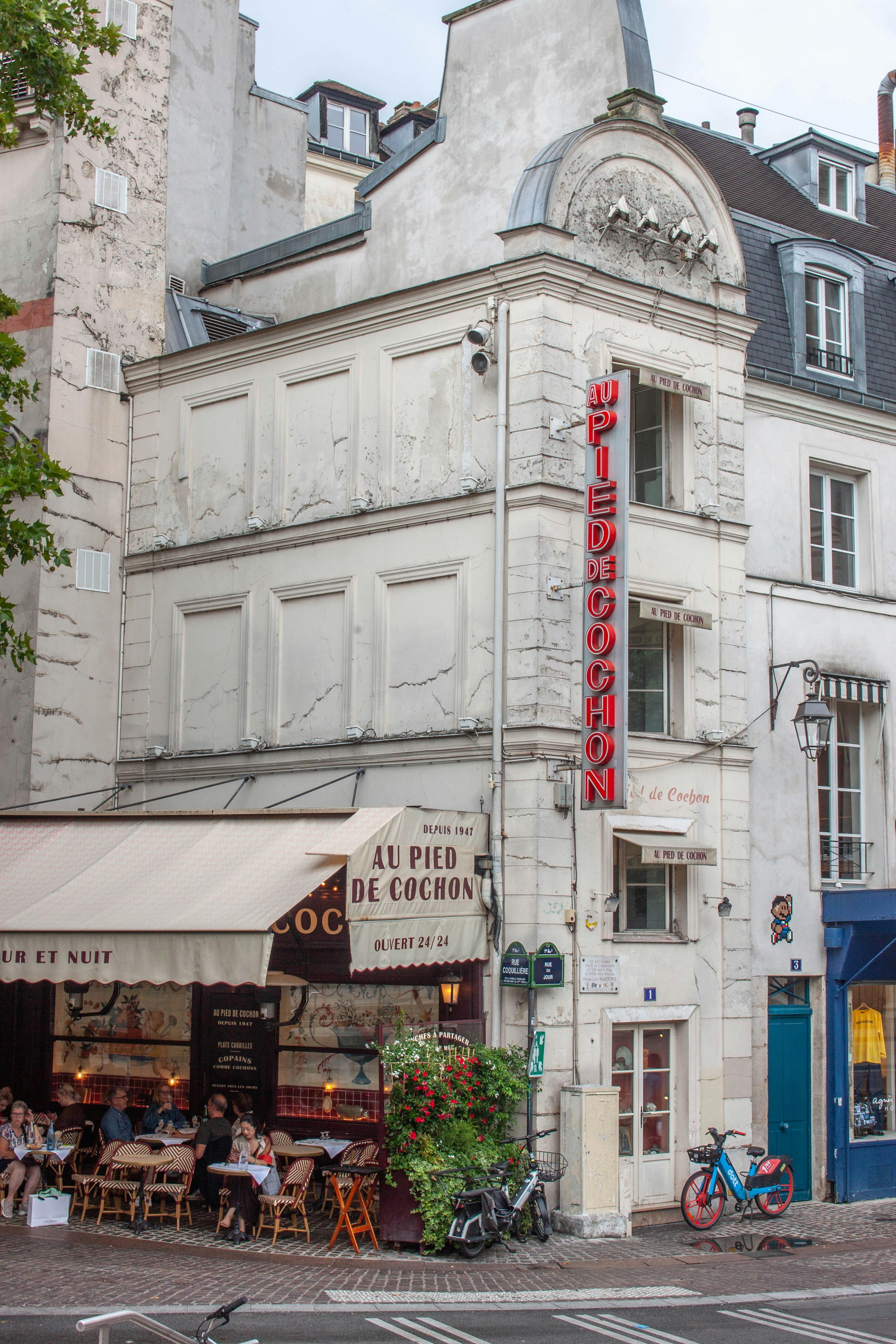 Photo by kamillaisalieva