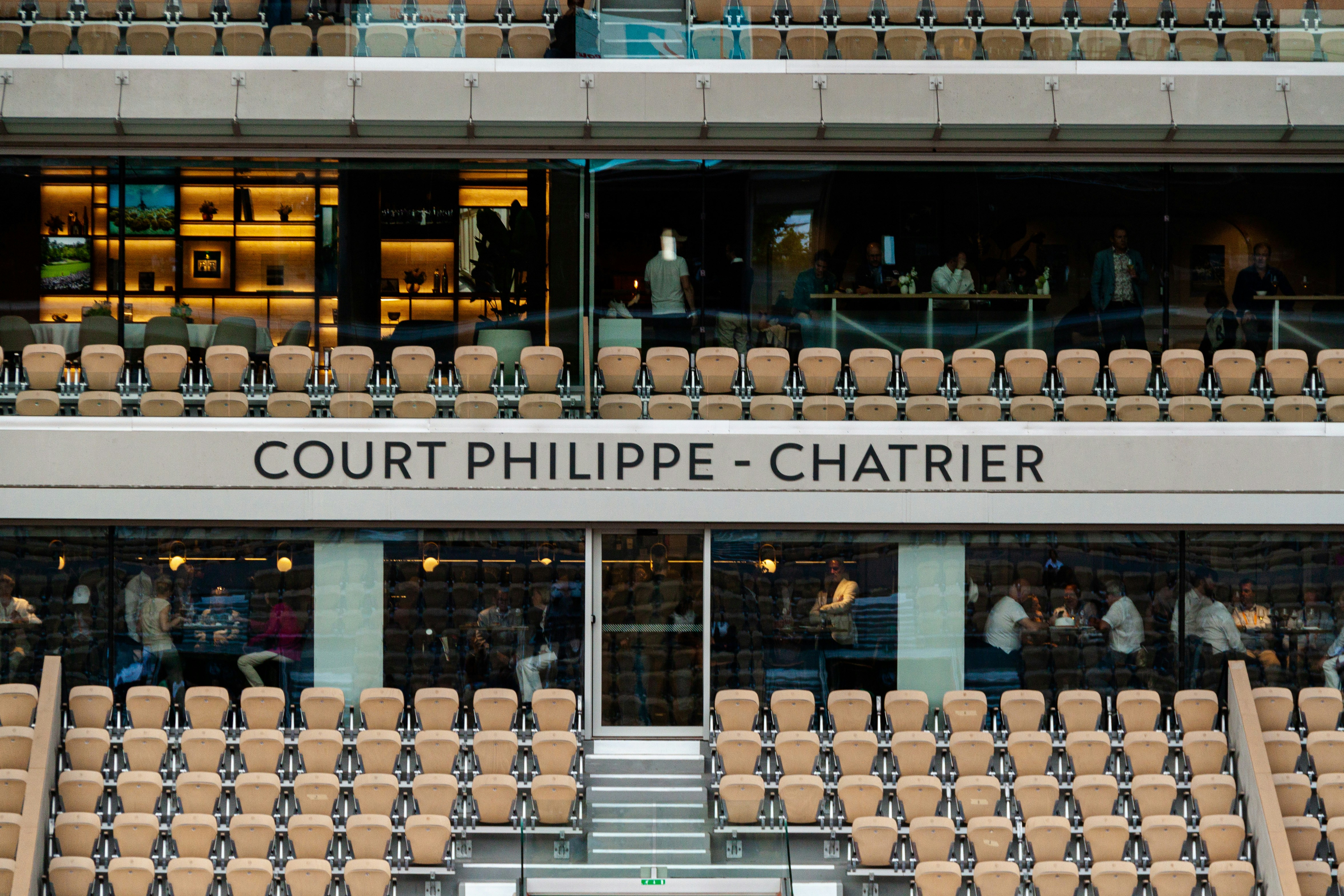 Court 4