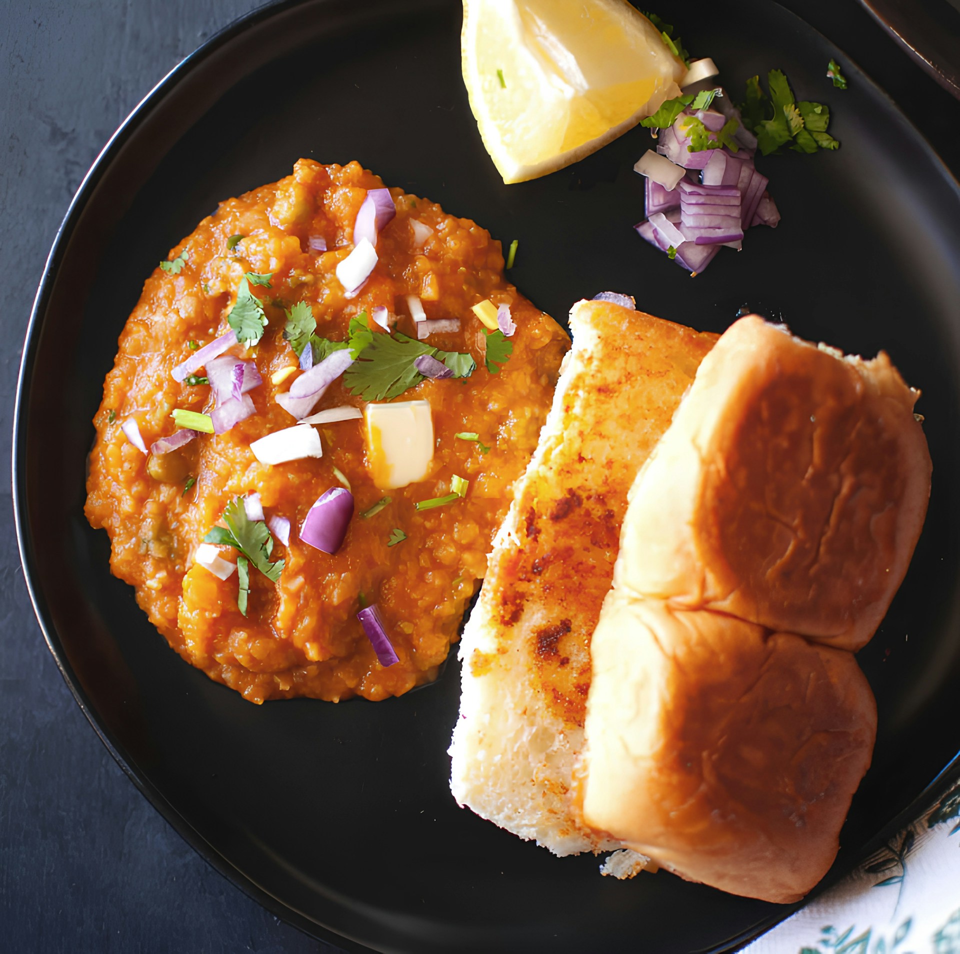 Pav bhaji, a popular indian street food, is ready.