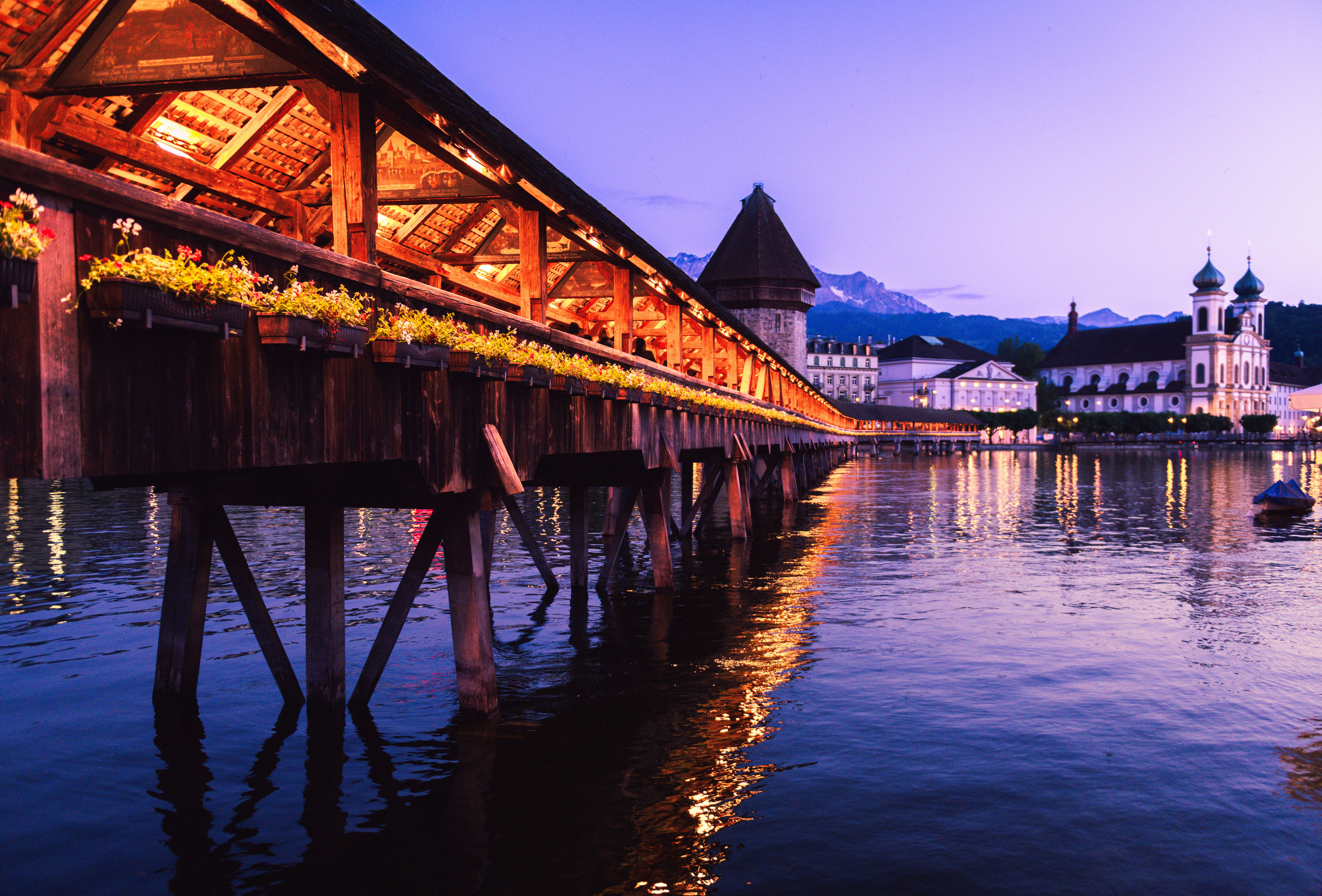 Photo by sriniunsplash