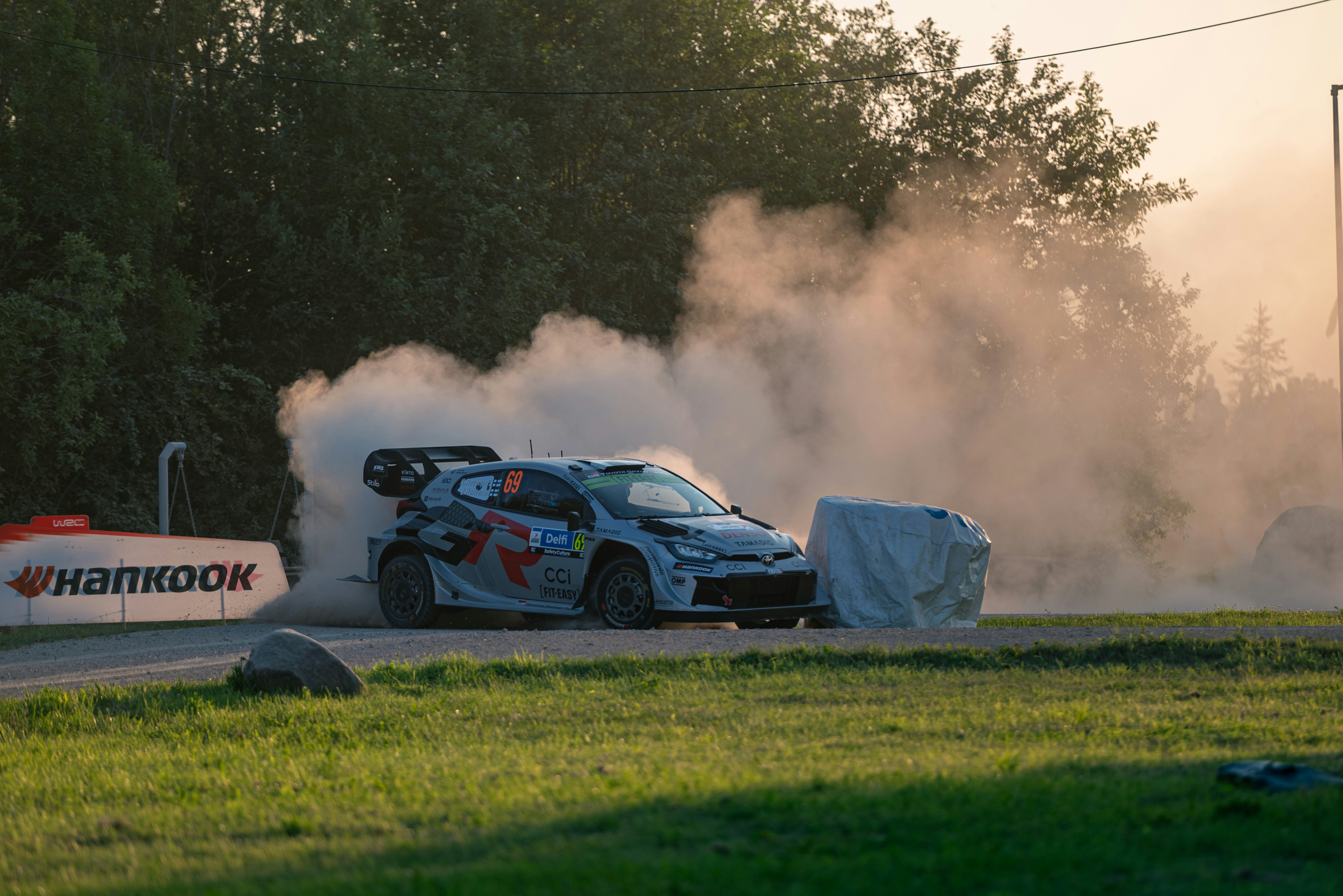 Photo by sanderhallaste