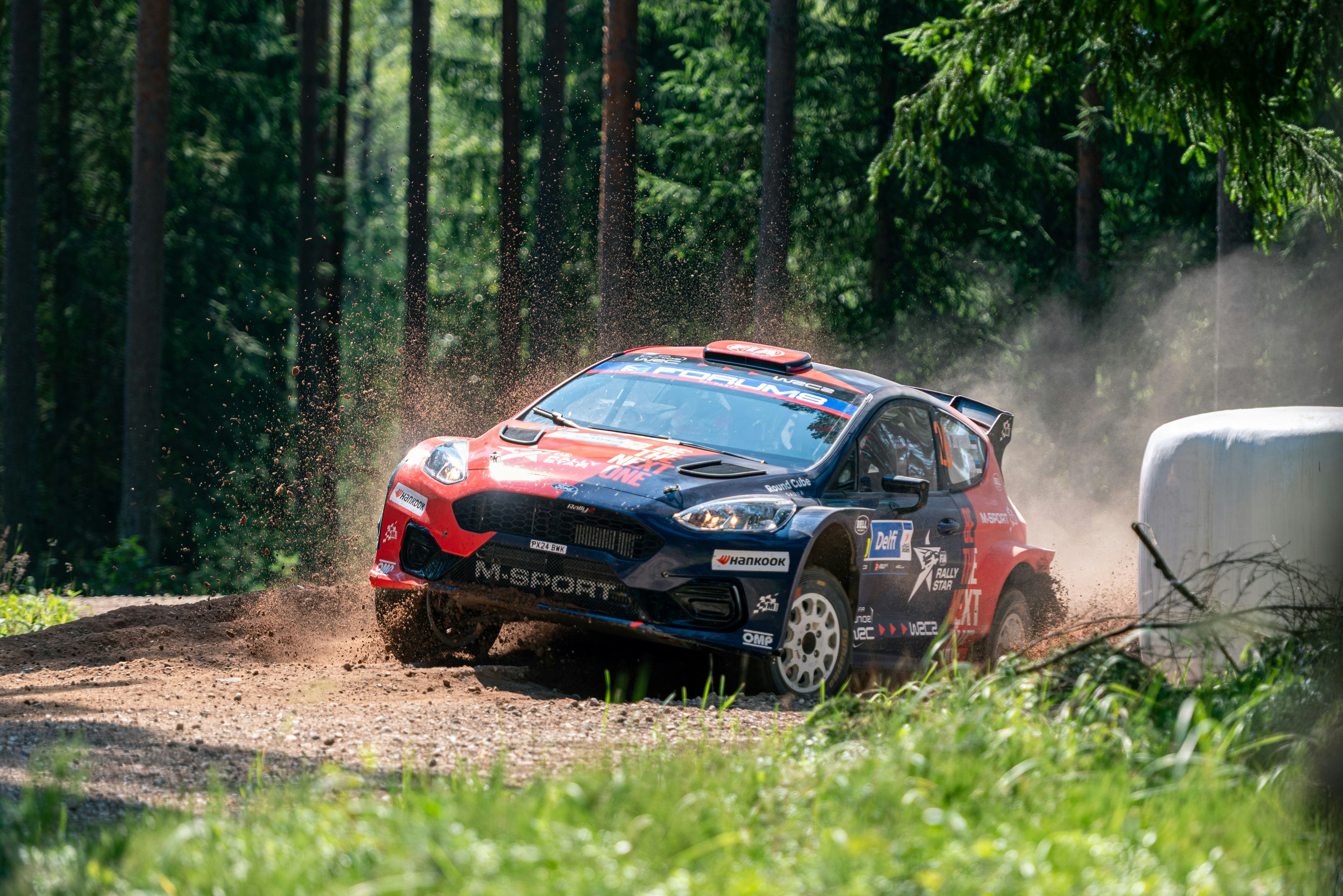 Photo by sanderhallaste