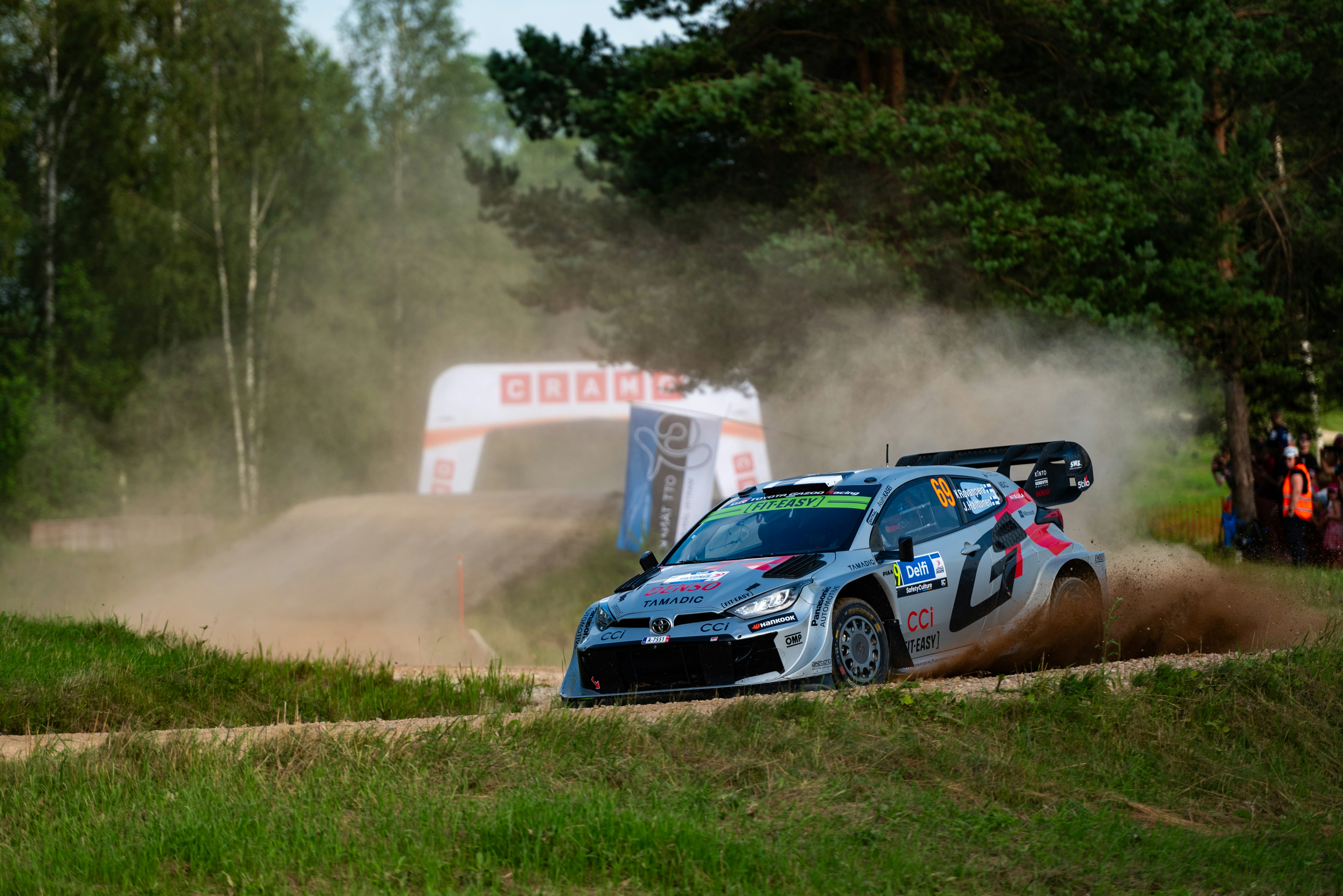 Photo by sanderhallaste