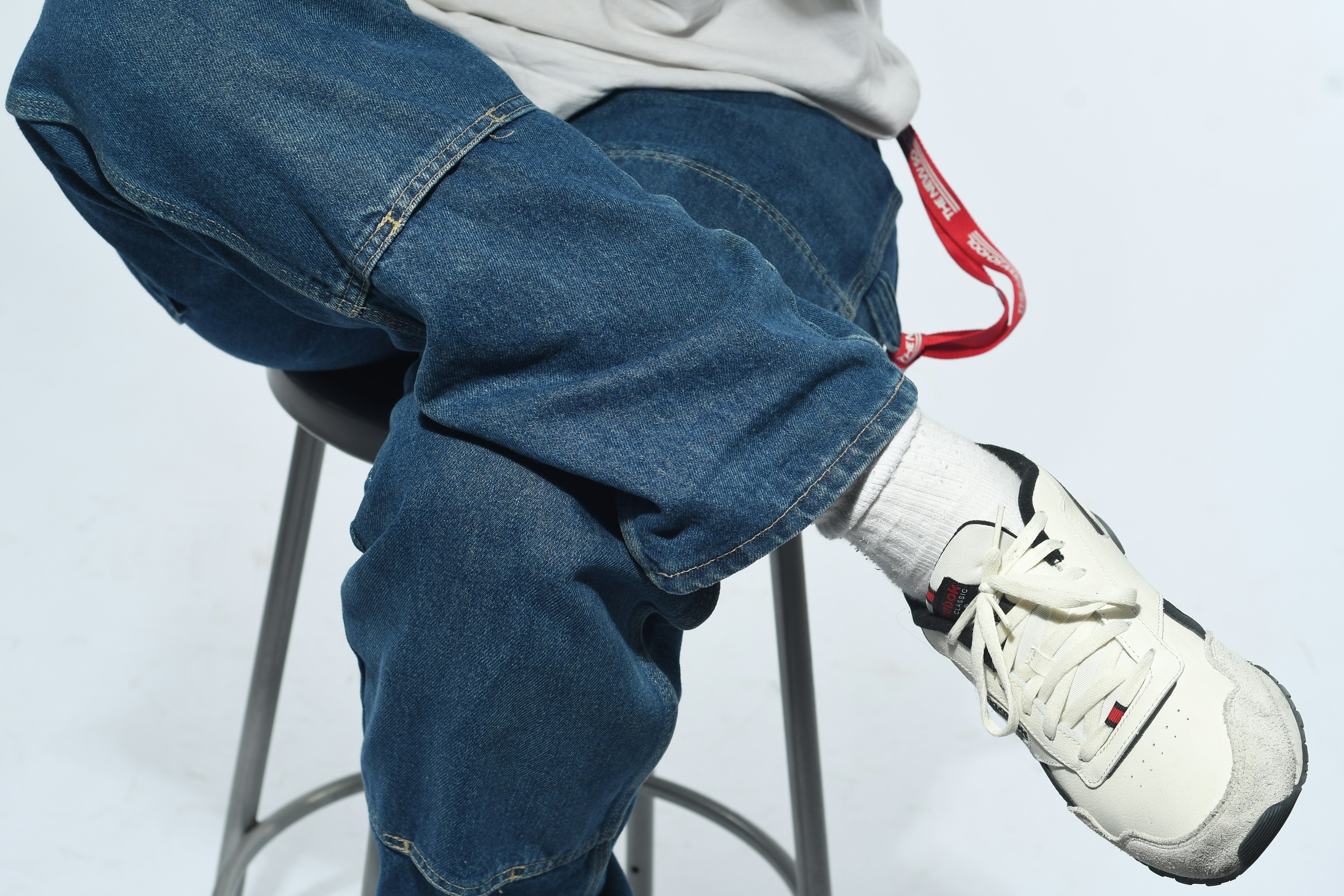 15 Sneaker Style Tips for Sneakers in Every Season