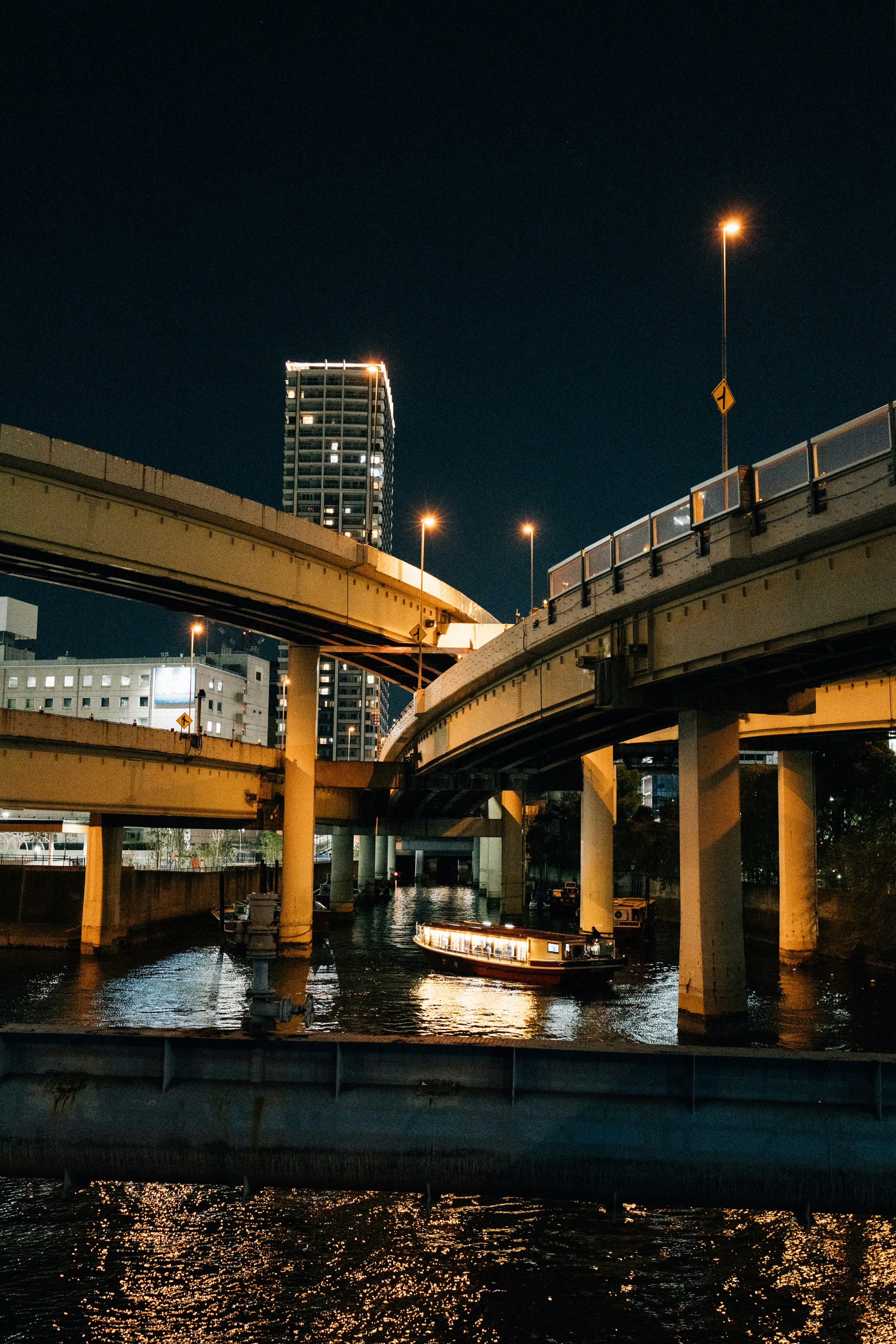 Photo by tsuyoshikozu