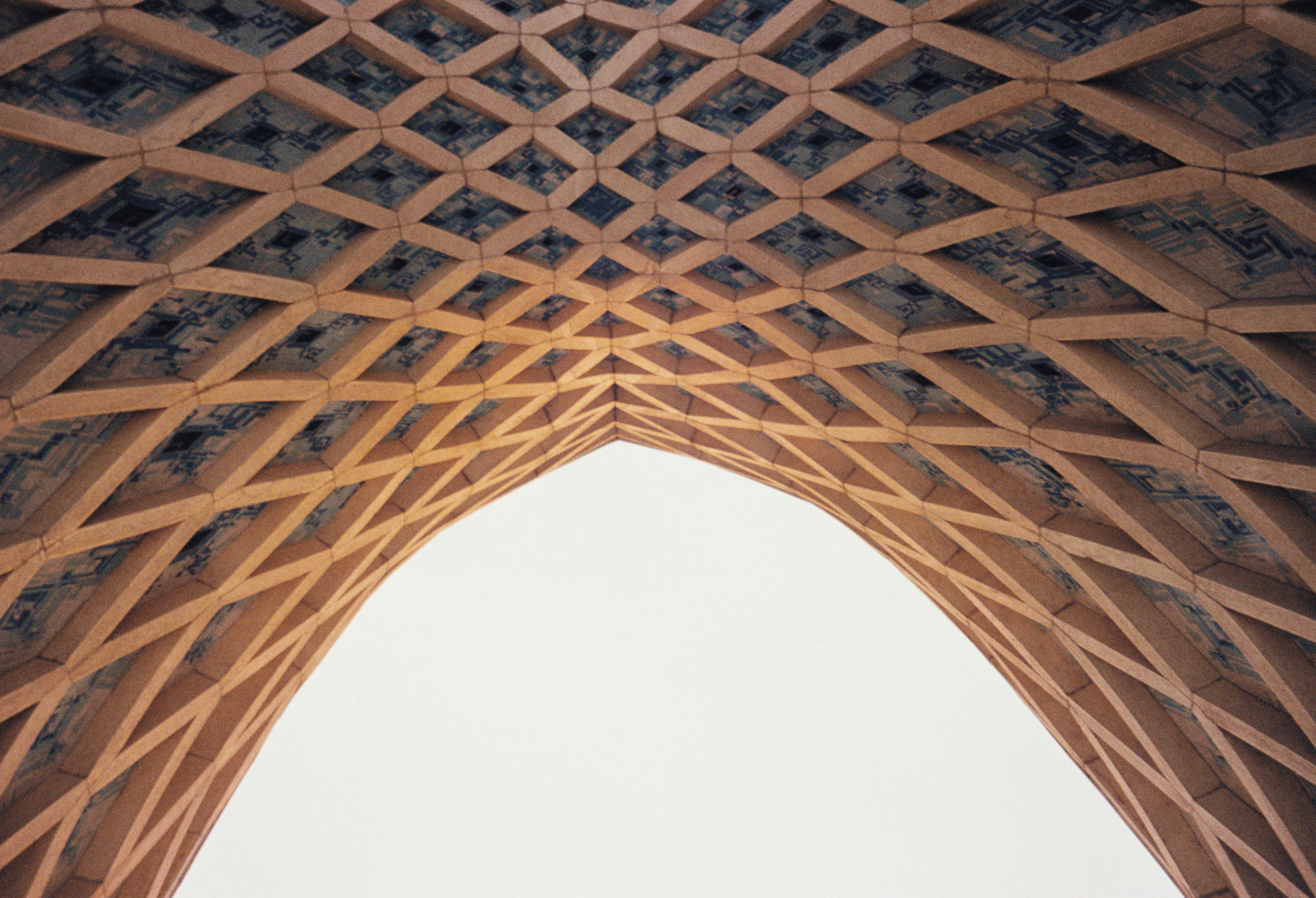 Photo by soroushlmansouri