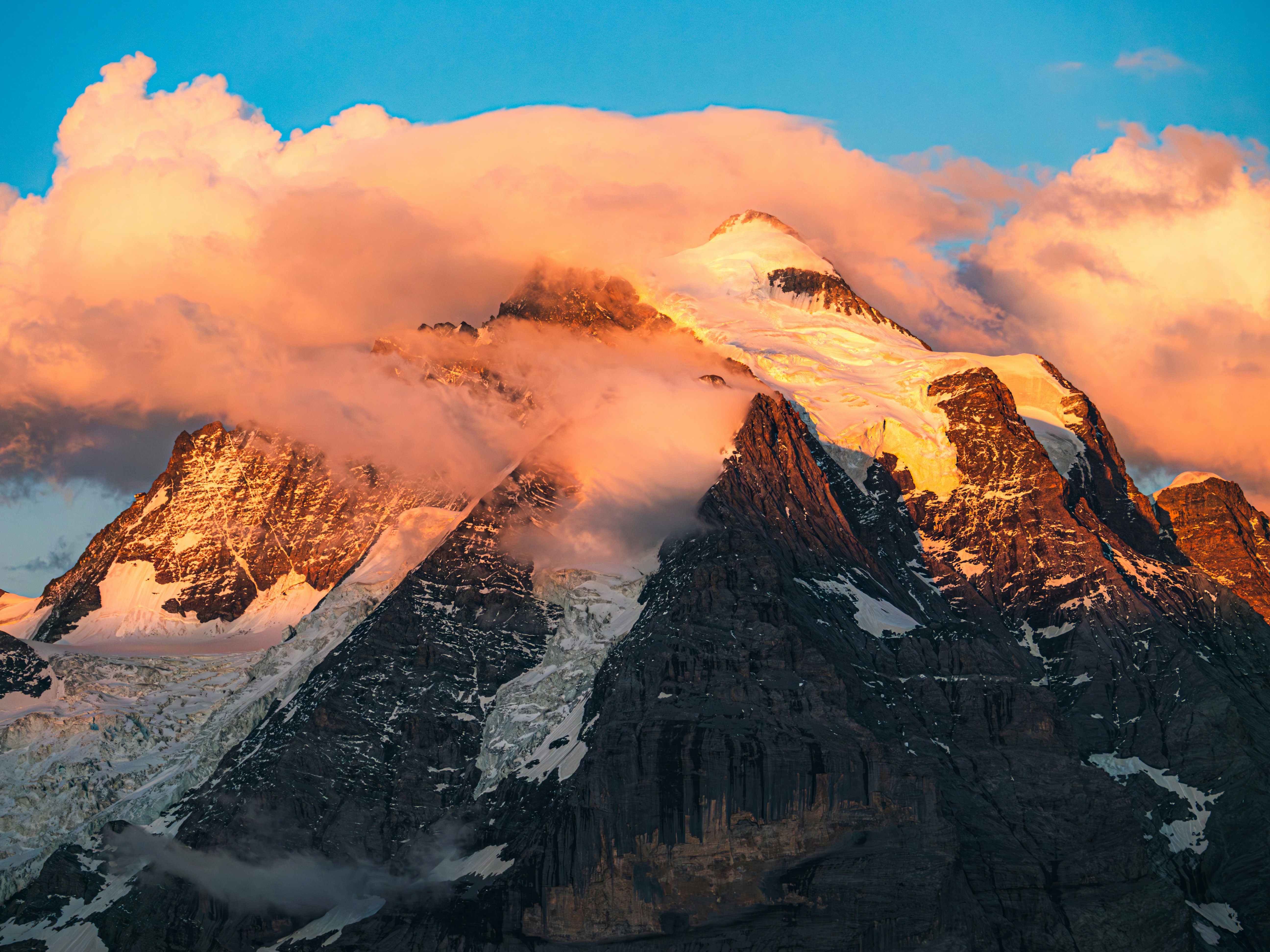 Photo by poli_graphy