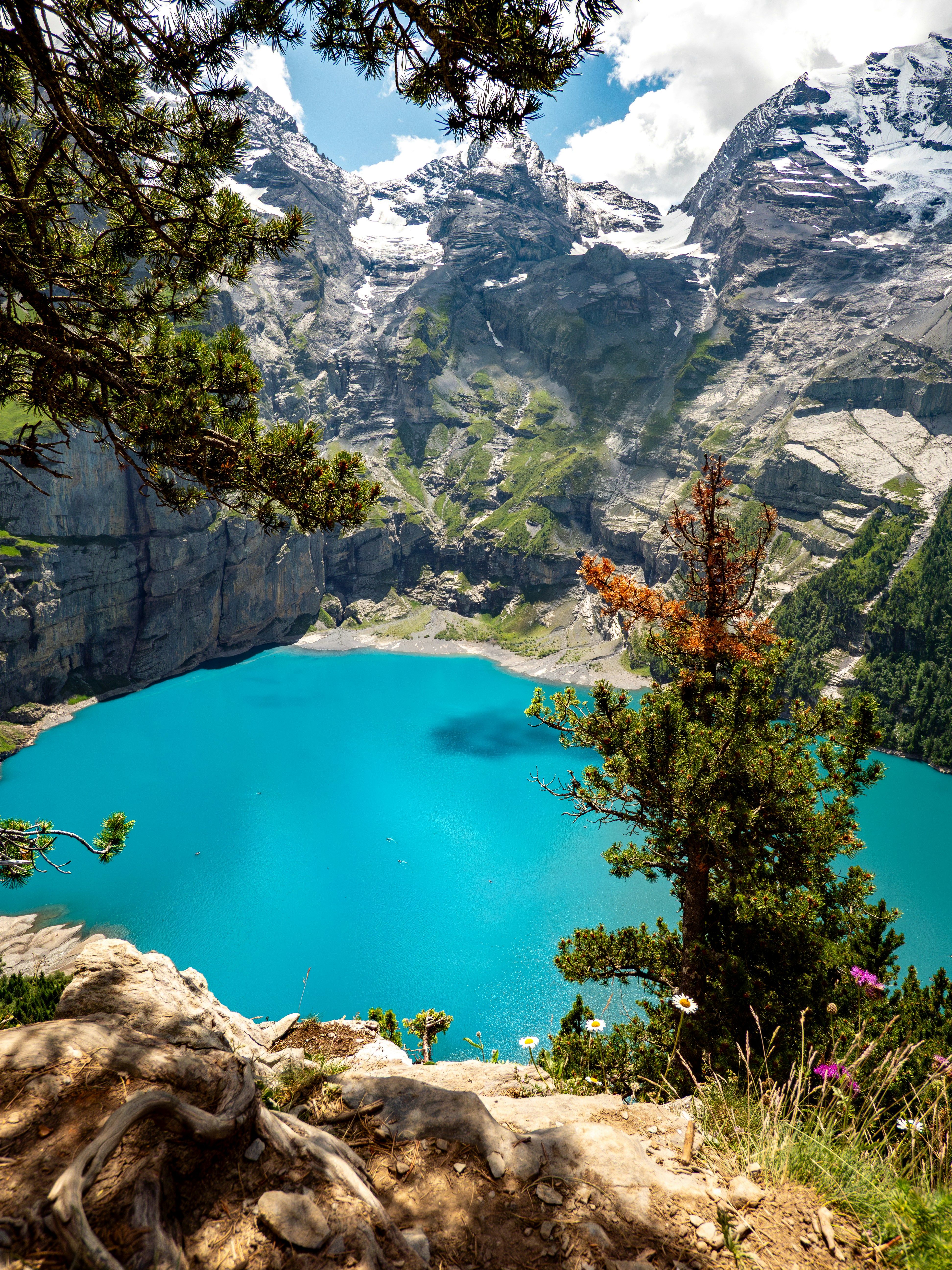 Photo by poli_graphy