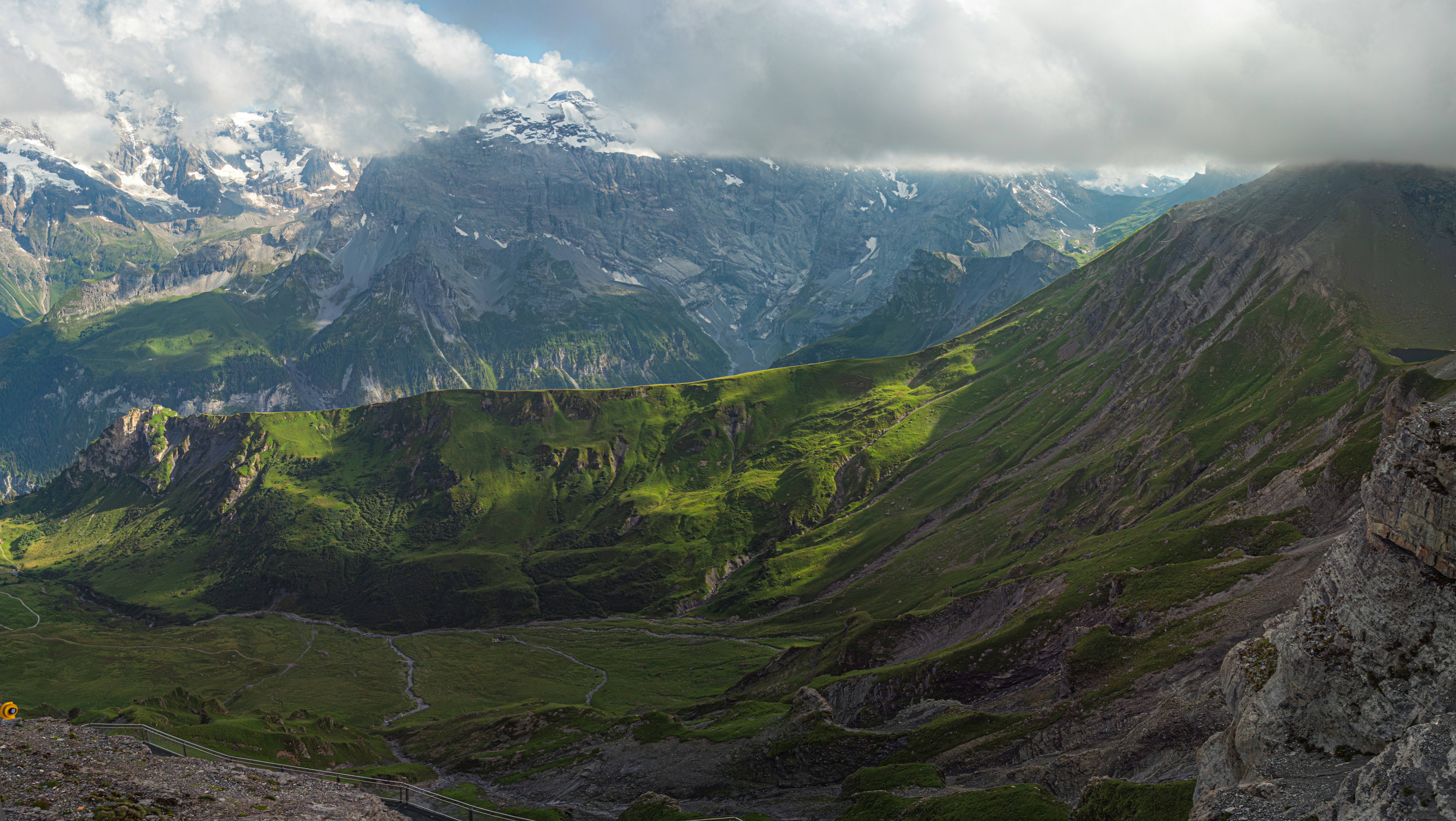 Photo by poli_graphy