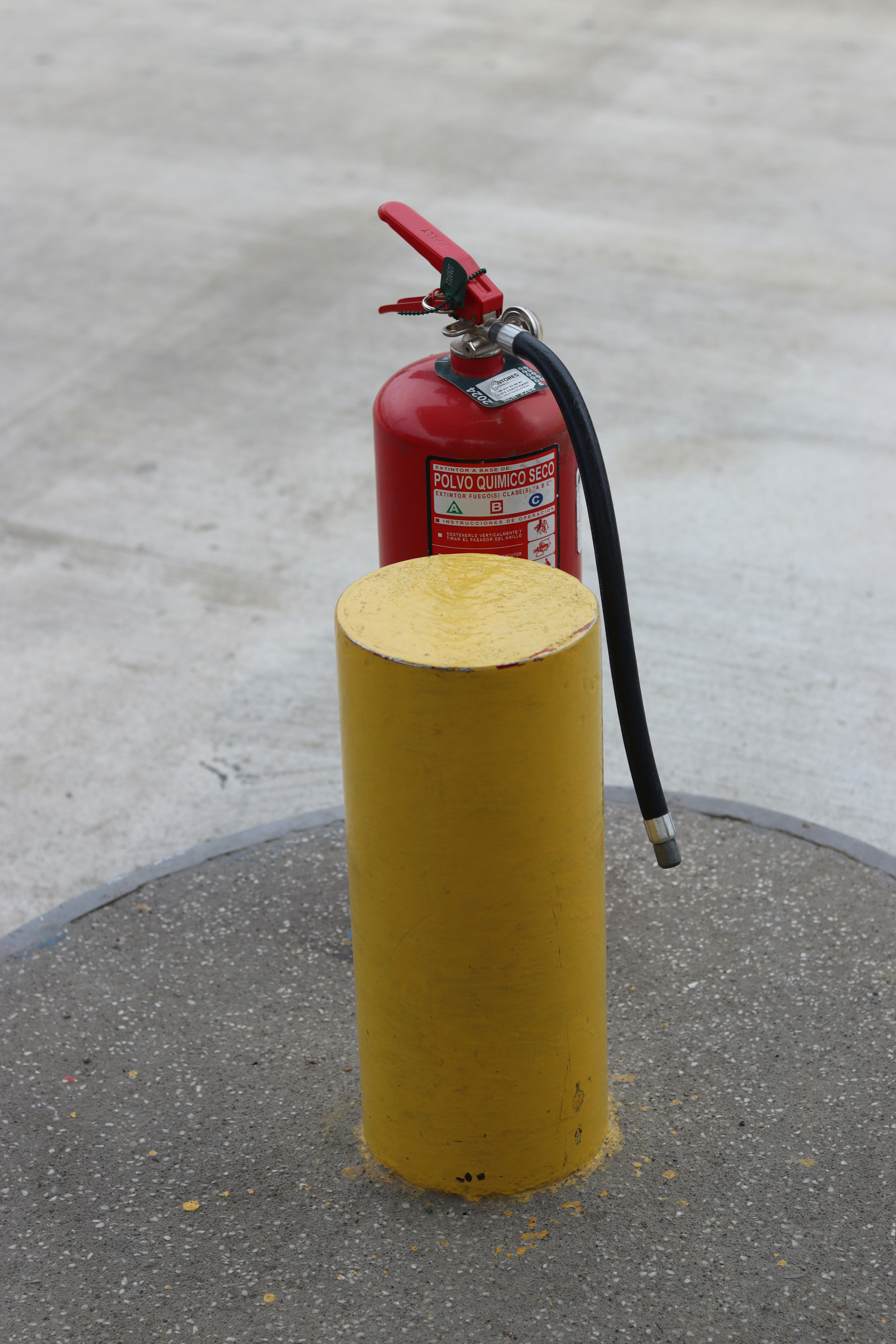 Equipo de seguridad para la manipulación de productos químicos de combustión