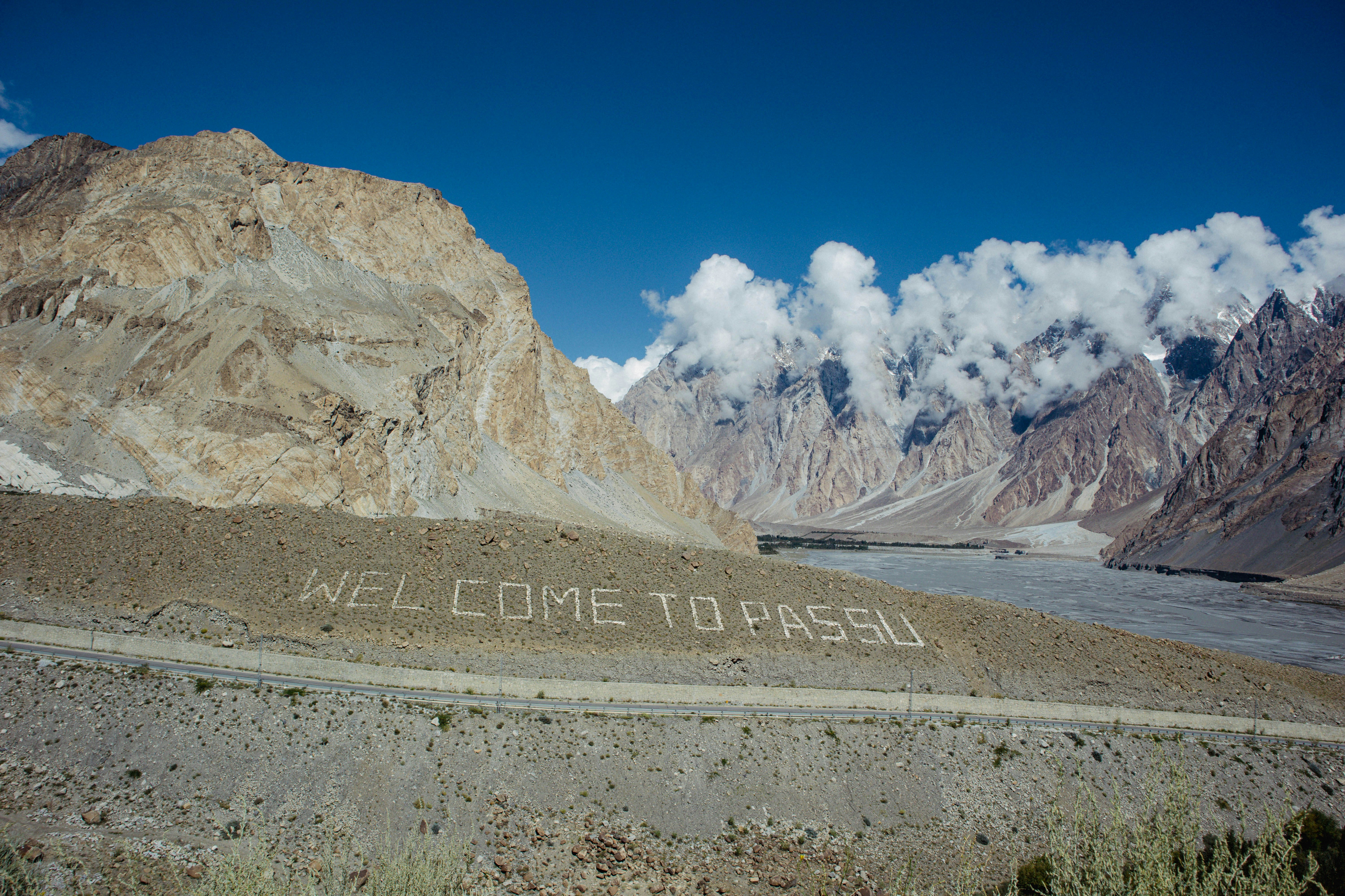 Heartfelt Safe Journey Wishes: Safe Travels & Come Back Soon