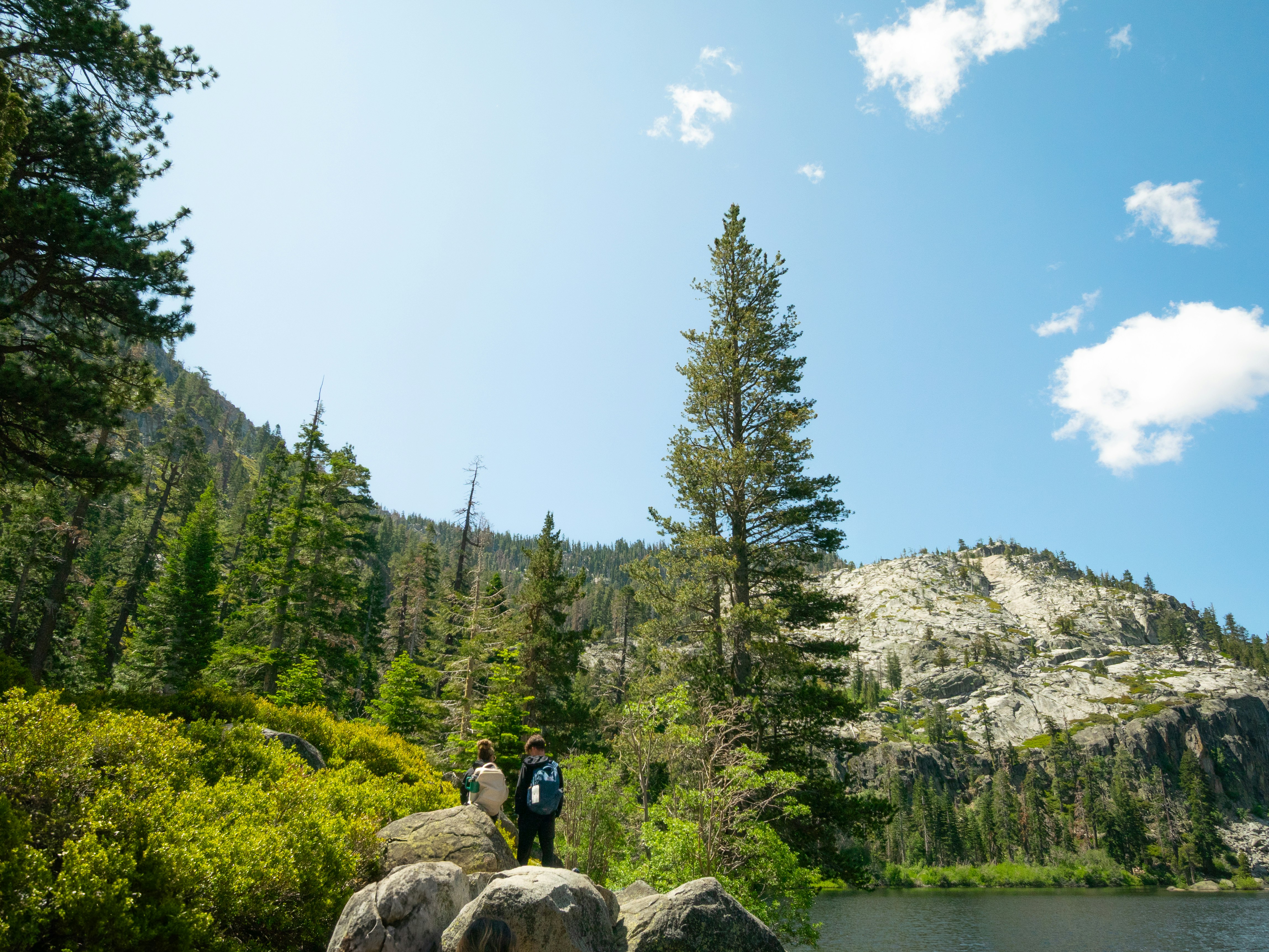 popularTrips-img