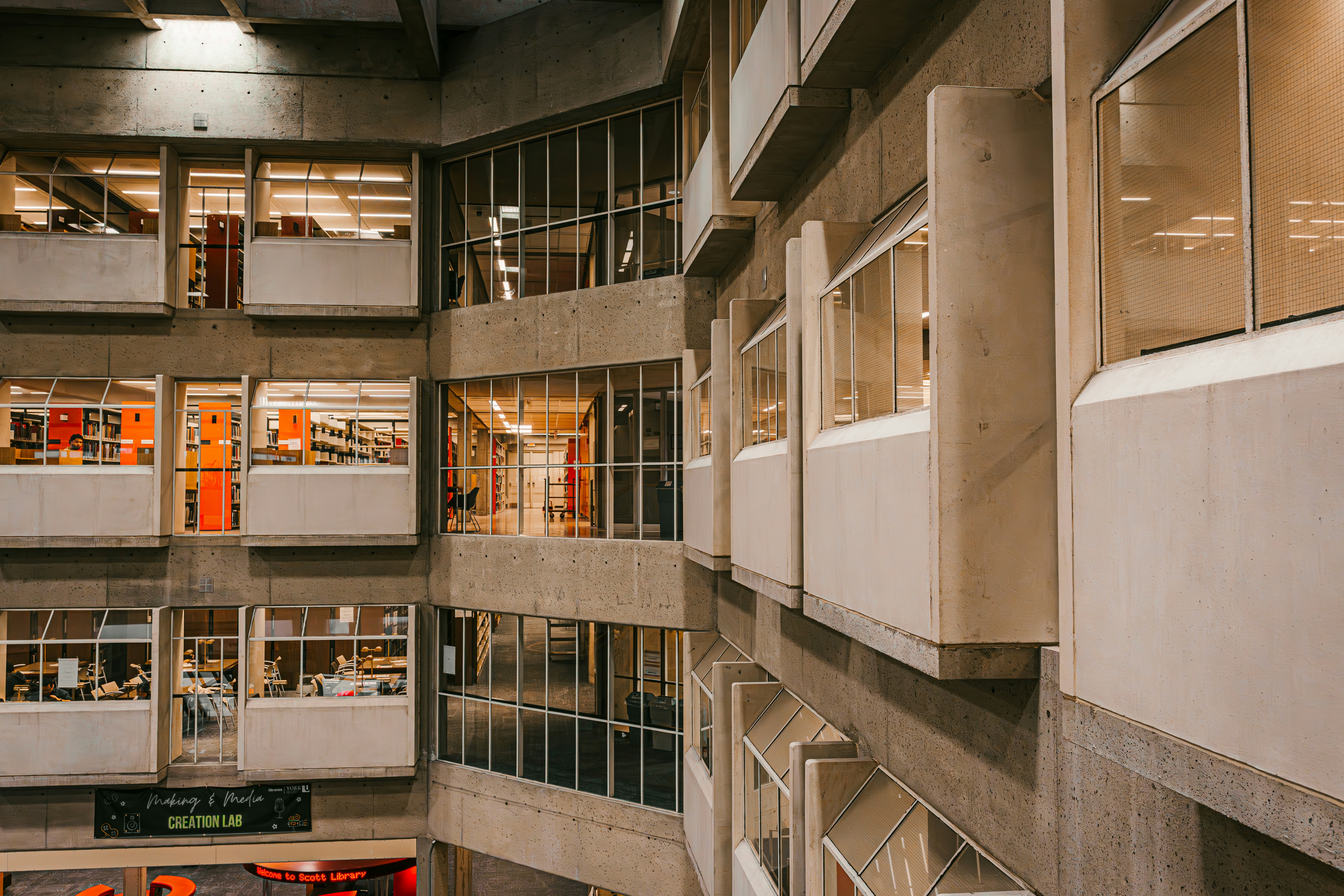 A modern library's interior with multiple levels. photo – Free Interior ...