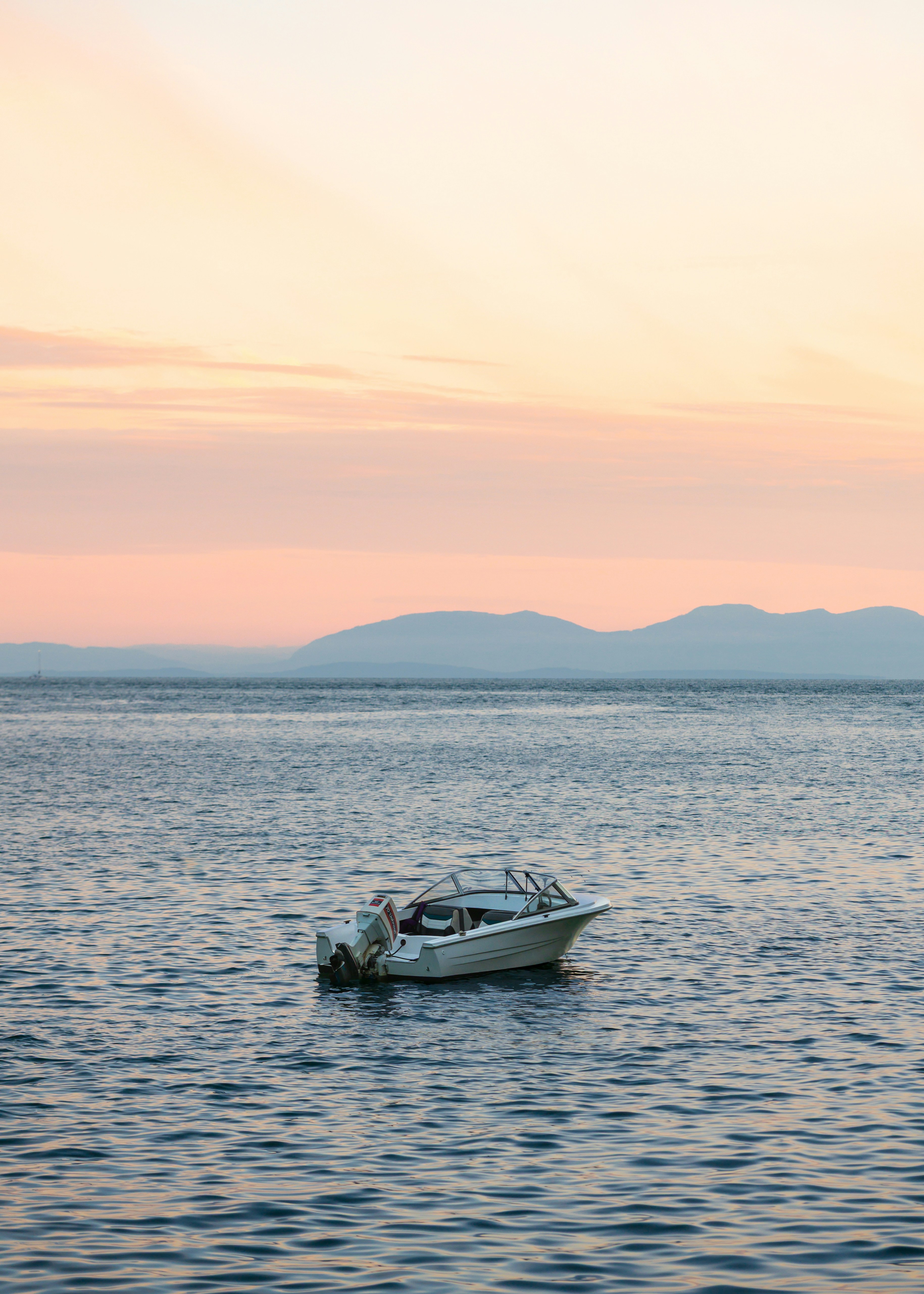 Photo by albertstoynov