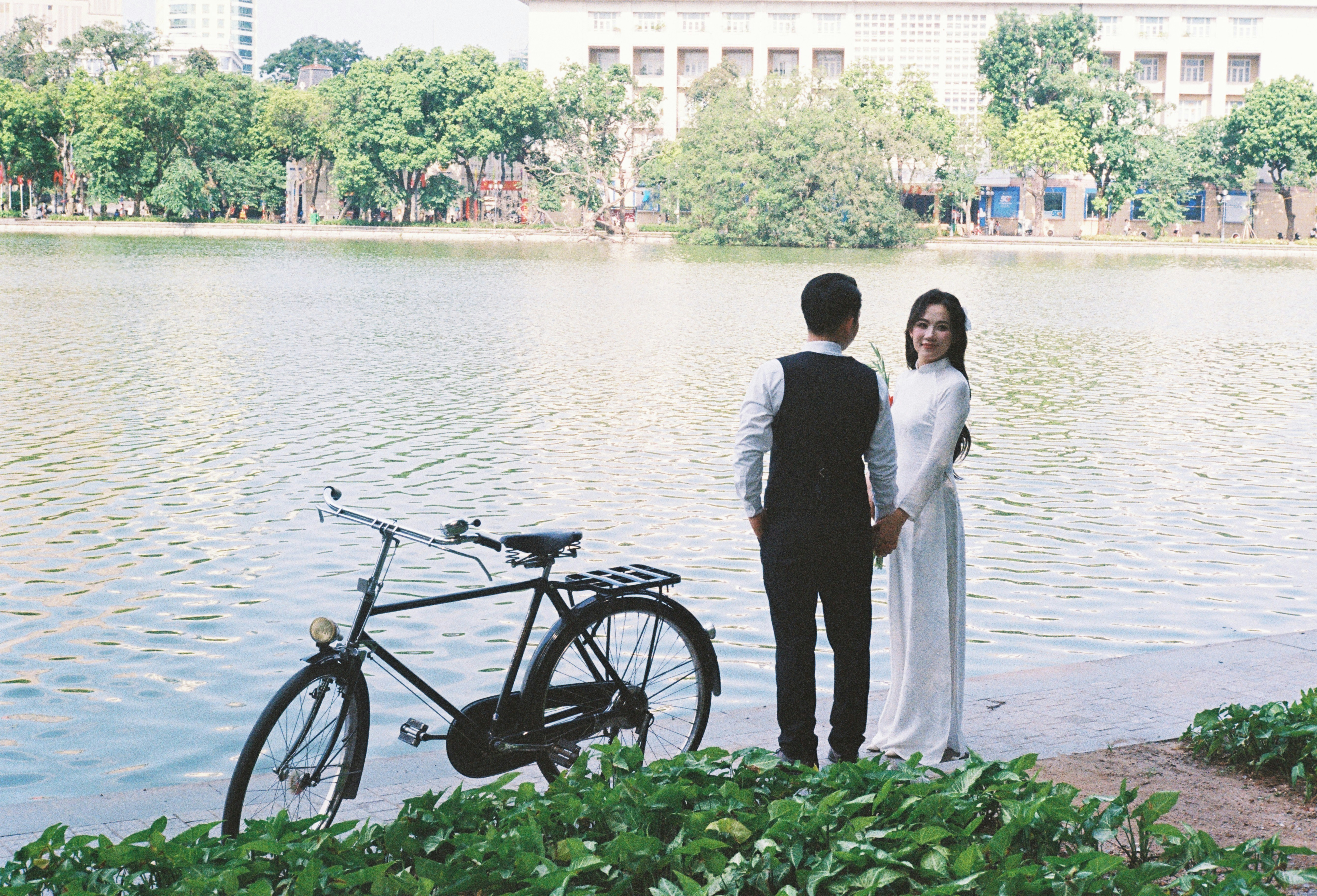 [Bi kịch của cặp vợ chồng 40 năm: Sự thay đổi và thách thức]
