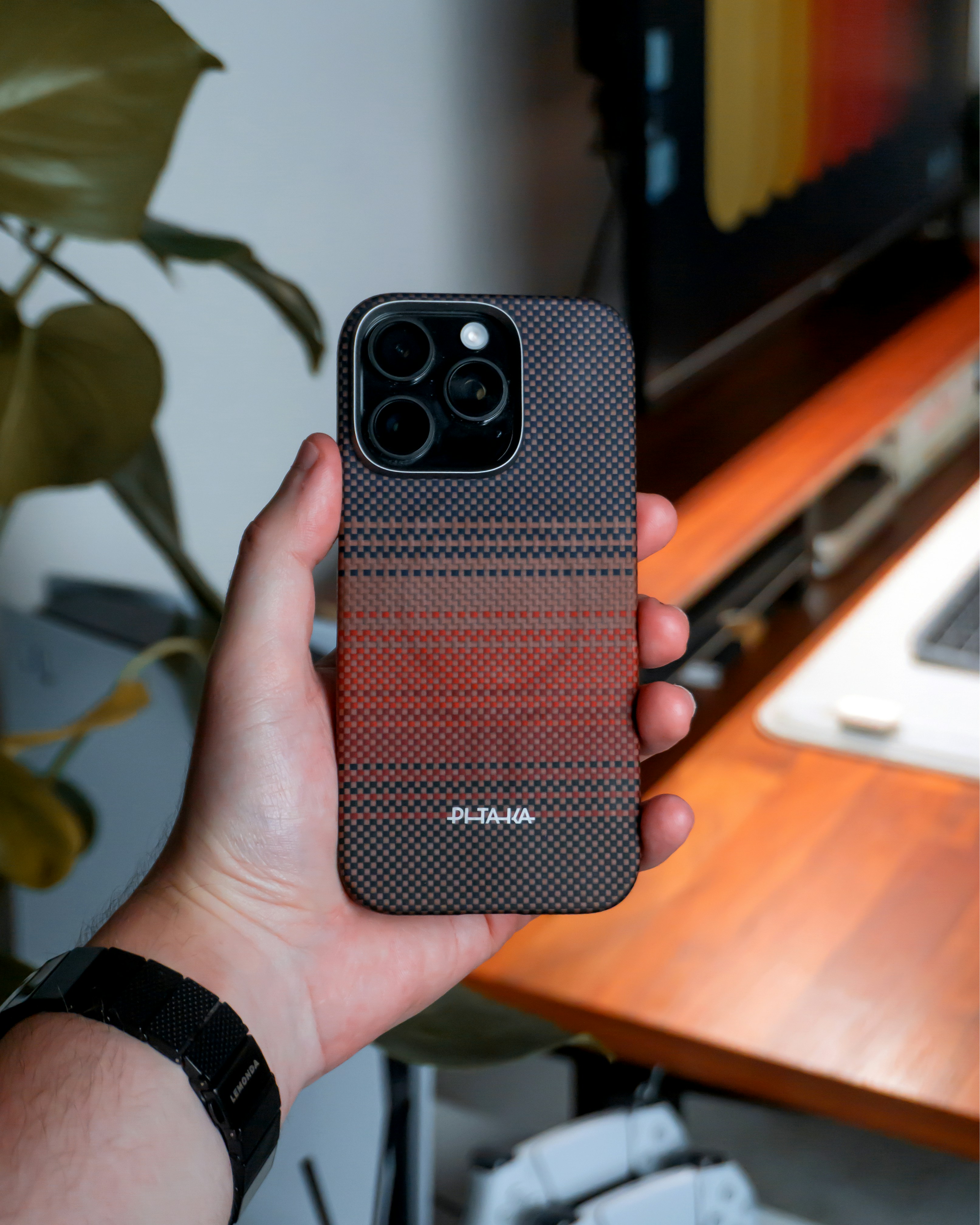 minimalist iphone workspace, wallpaper, iOS Productivity Tips: Master Your iPhone for Maximum Efficiency 5