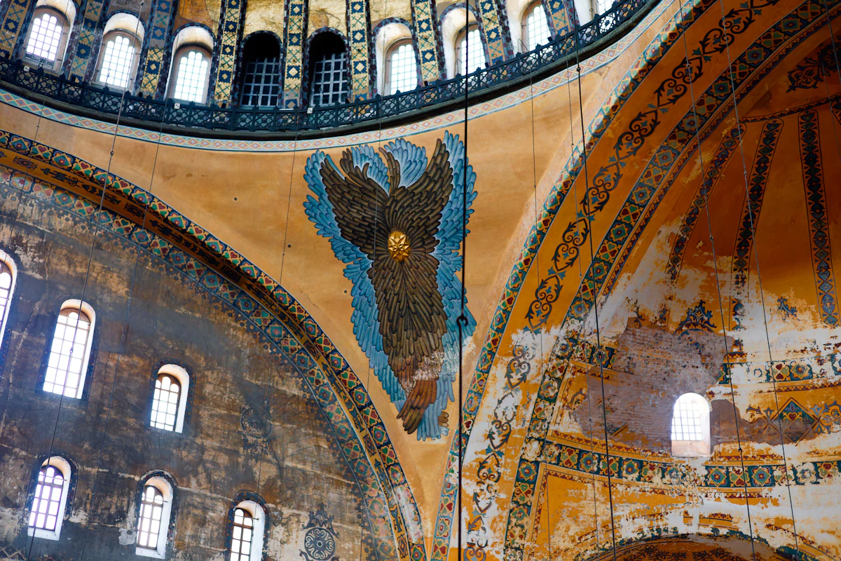 Hagia Sophia interior — Byzantine mosaics beneath the great dome